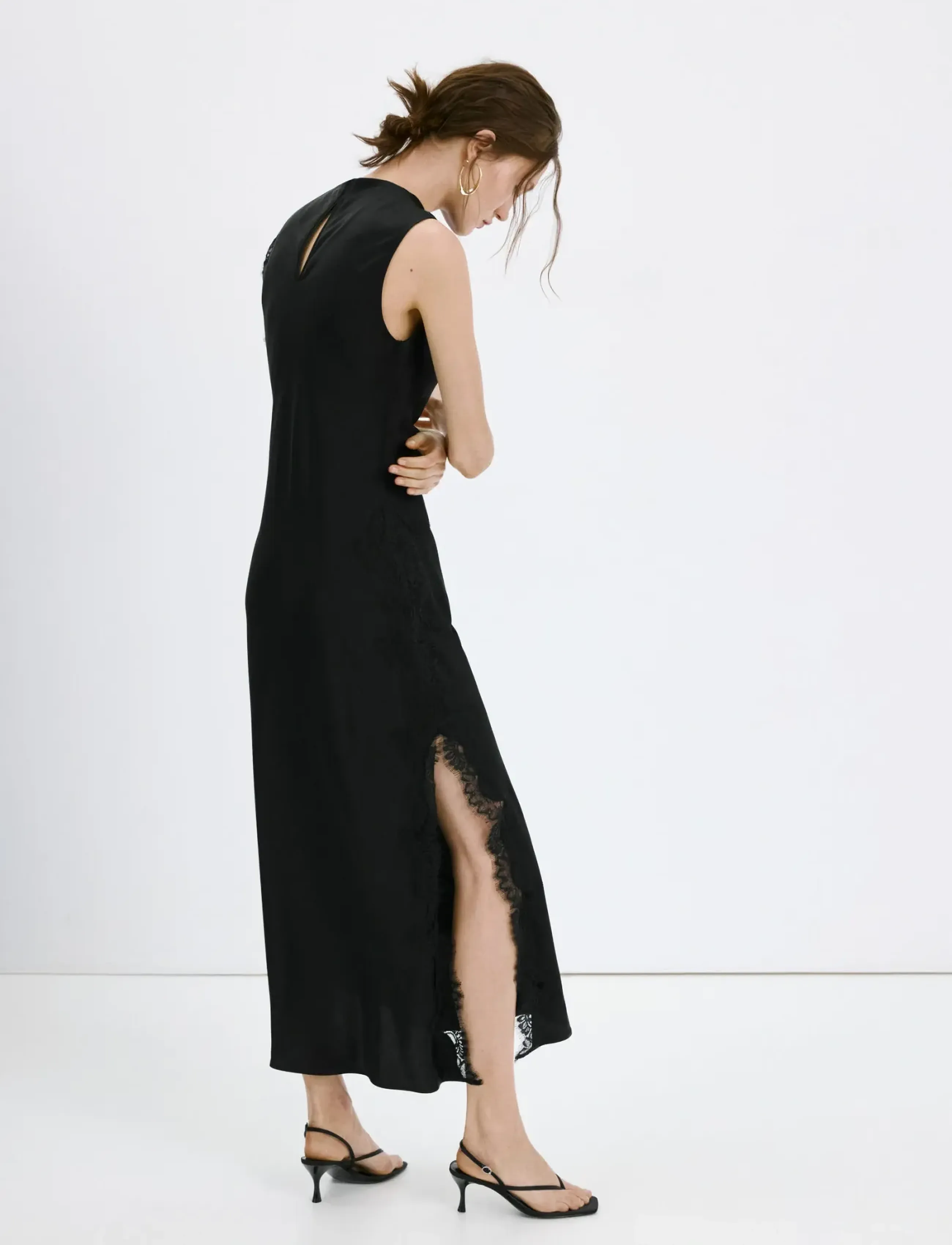 Mango - Satin dress with lace details - slipklänningar - black - 2