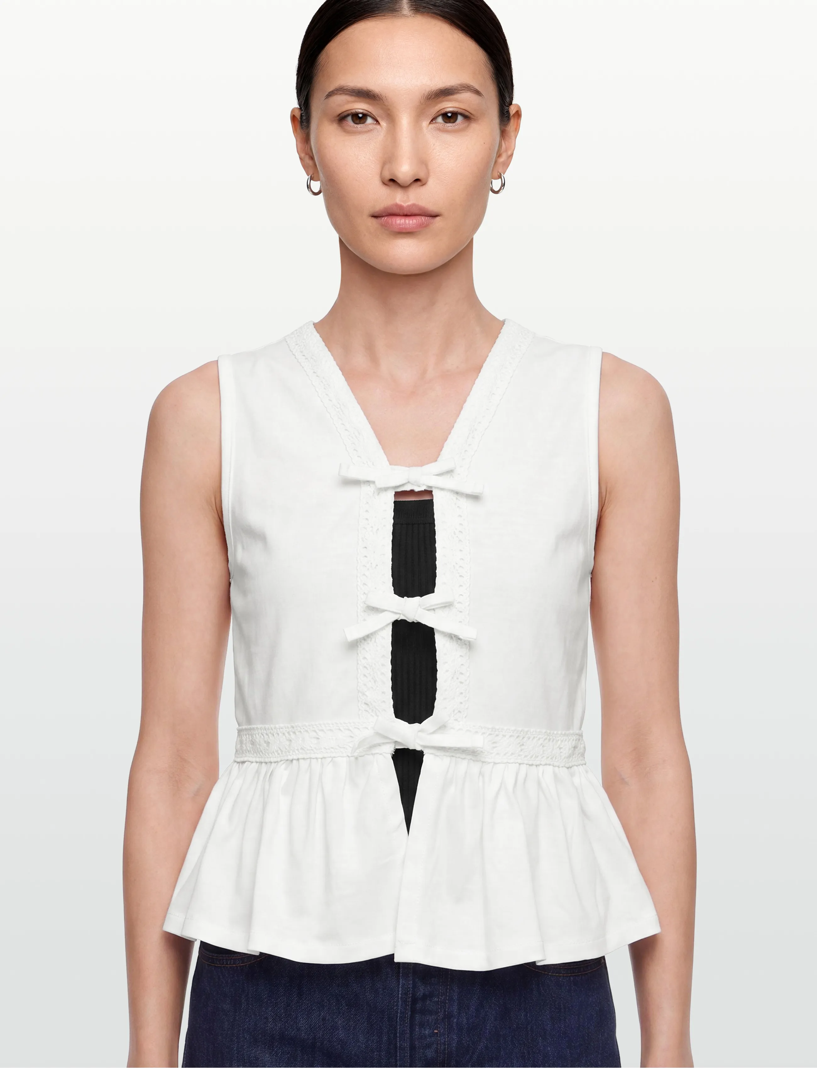 Mango - Embroidered detail bow top - Ærmeløs undertrøje - natural white - 3