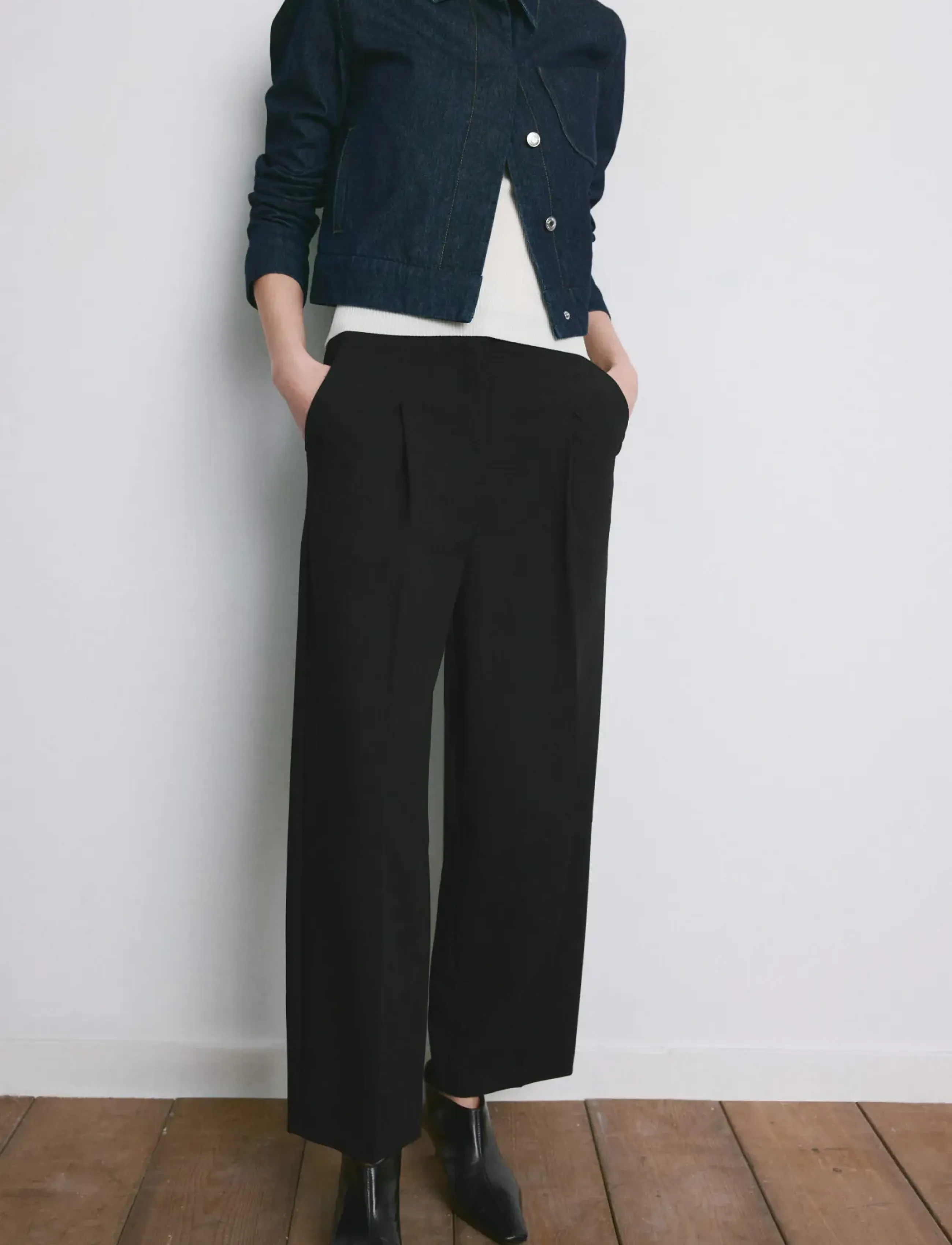 Mango Straight-fit pleated trousers - Byxor - BLACK / black
