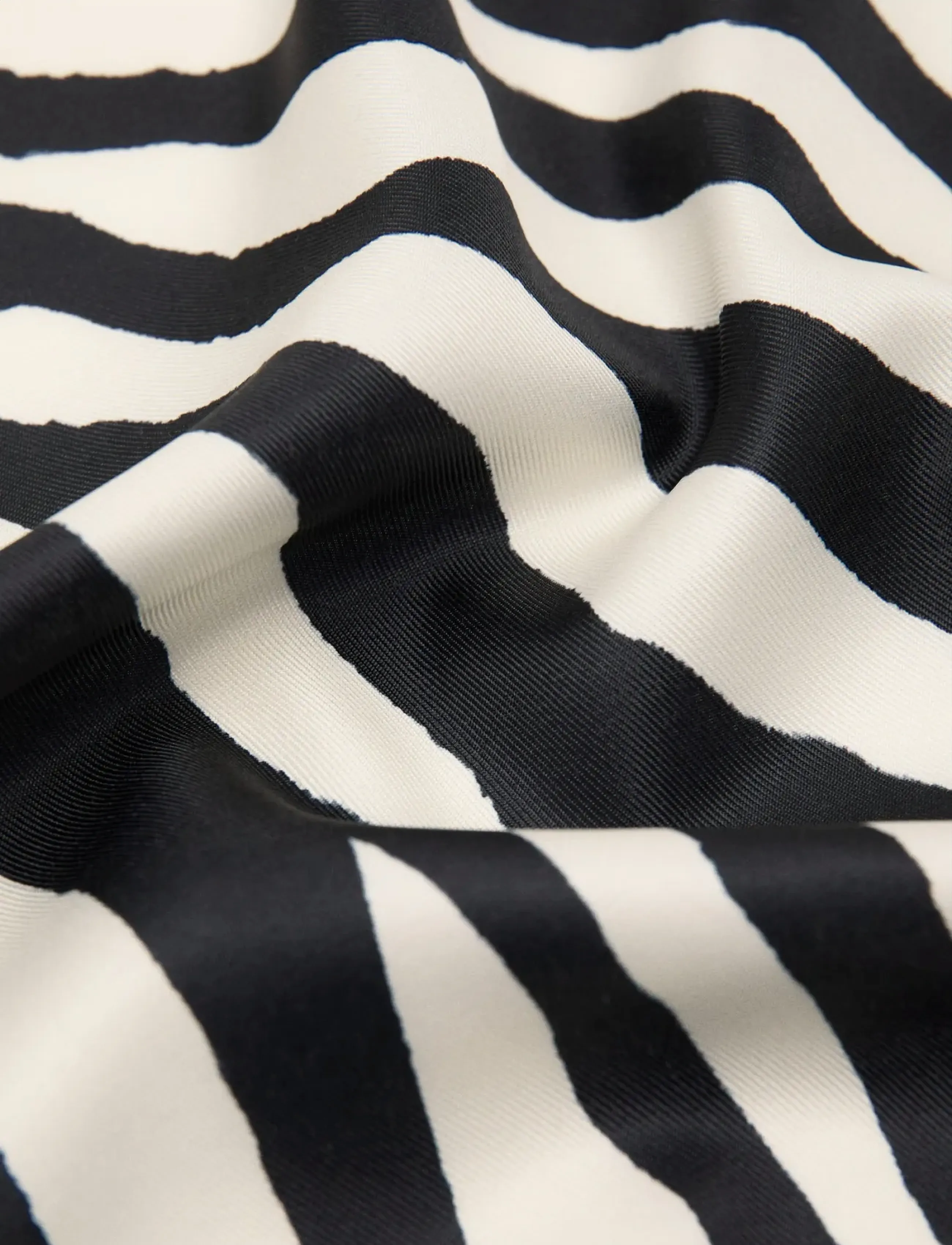 Mango - Zebra satin scarf - black - 1