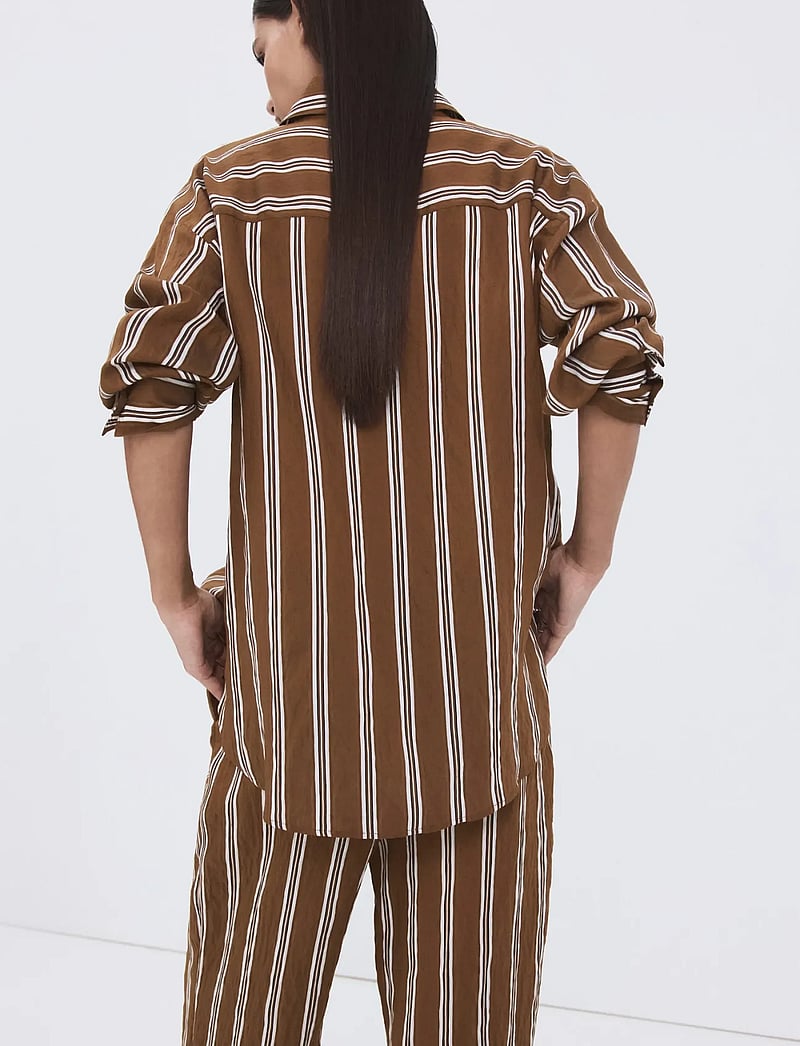 Mango - Striped straight shirt - langærmede skjorter - brown - 2