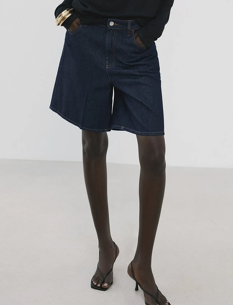 Mango - High-waist straight-fit denim shorts - jorts - open blue - 0