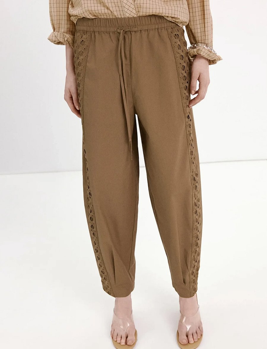 Mango - 100% cotton trousers with embroidered stripe - raka byxor - beige - khaki - 0