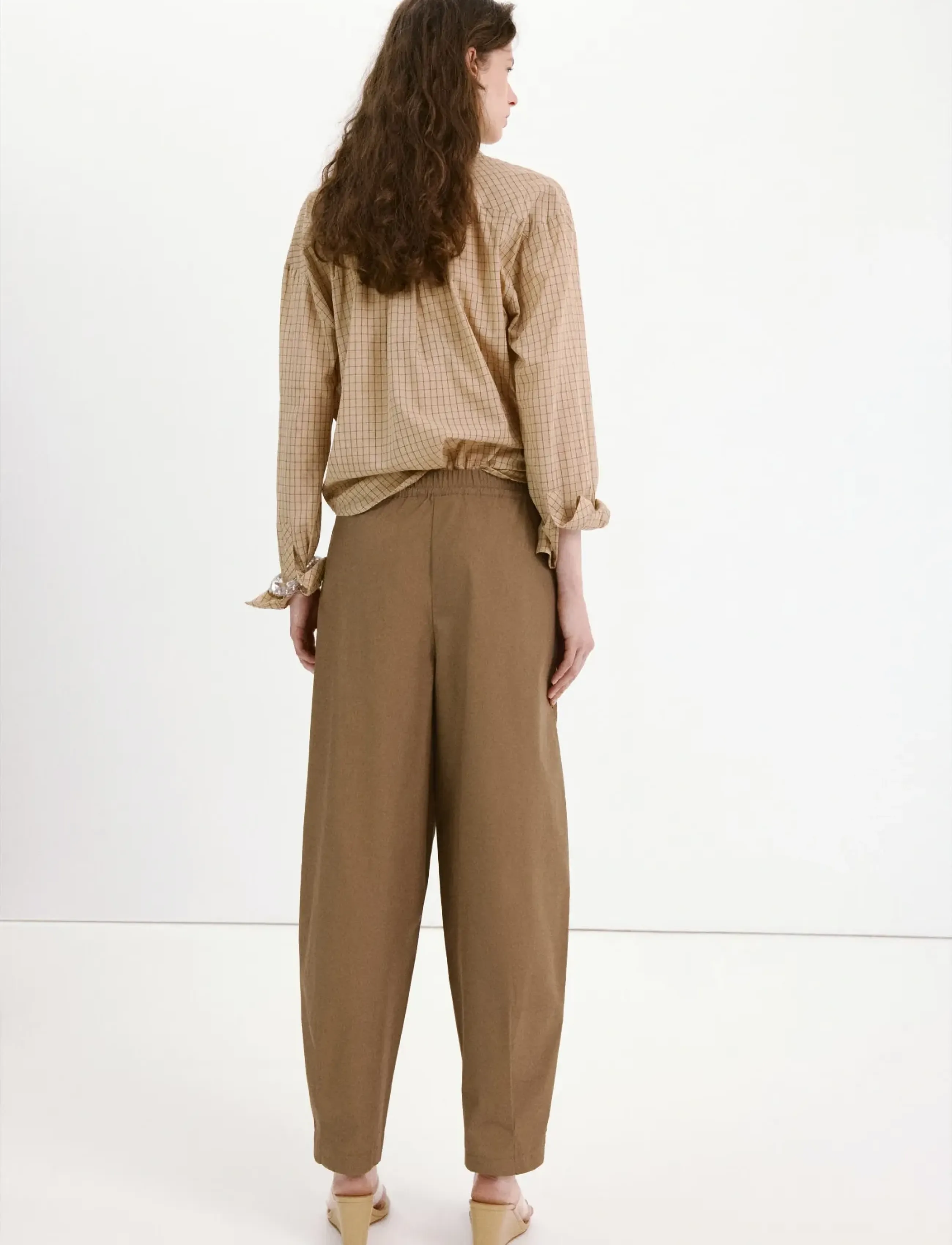 Mango - 100% cotton trousers with embroidered stripe - raka byxor - beige - khaki - 2