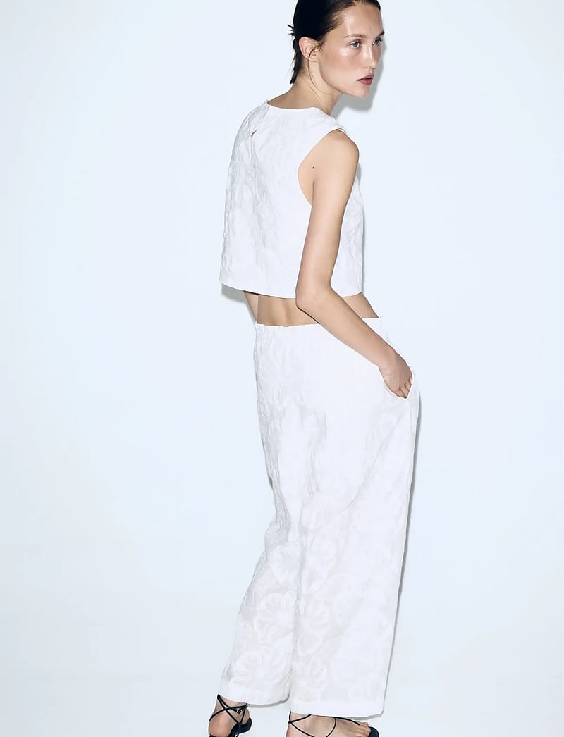 Mango - Embroidered floral cotton trousers - bukser med lige ben - white - 2