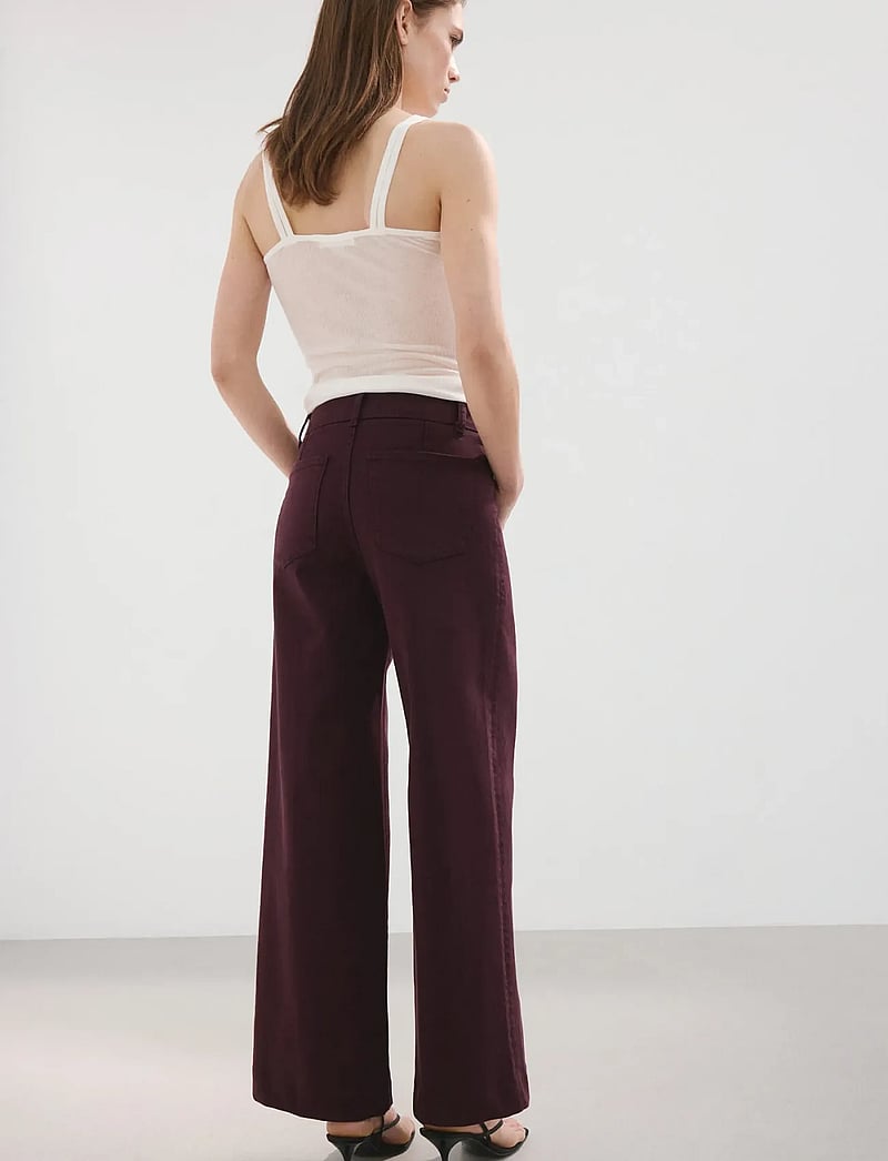 Mango - High-waisted wide leg jeans with stitching - vida jeans - dark red - 2