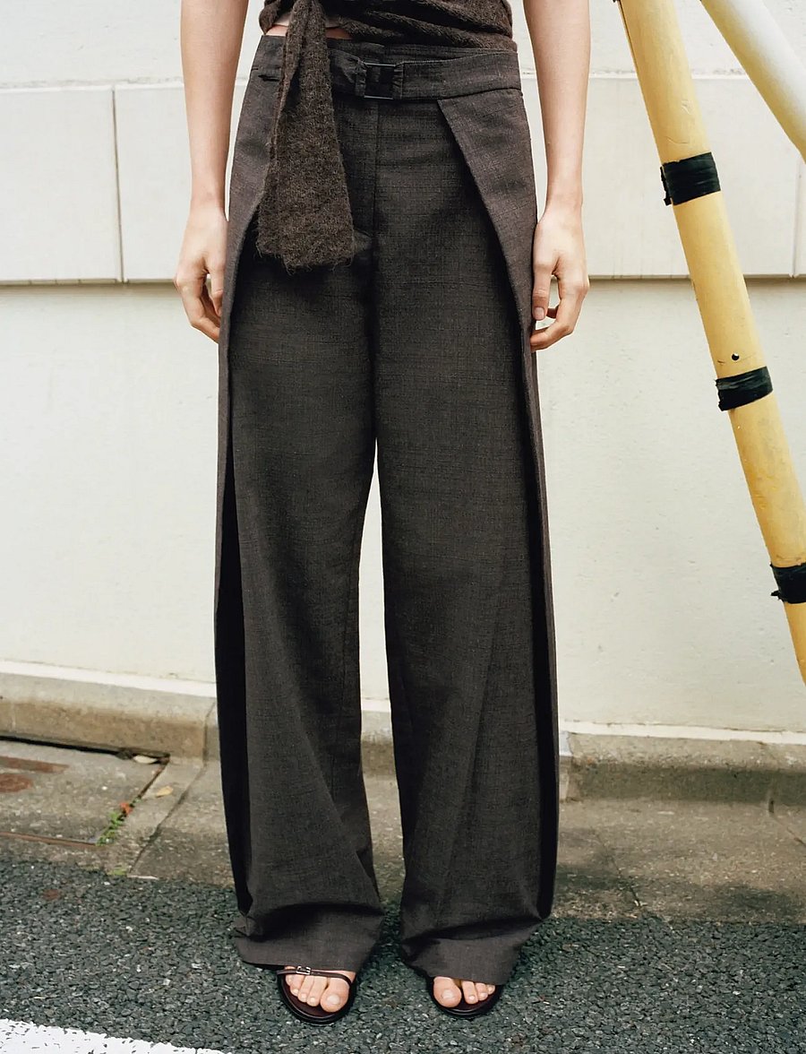 Mango - Pleated trousers with belt - raka byxor - brown - 0