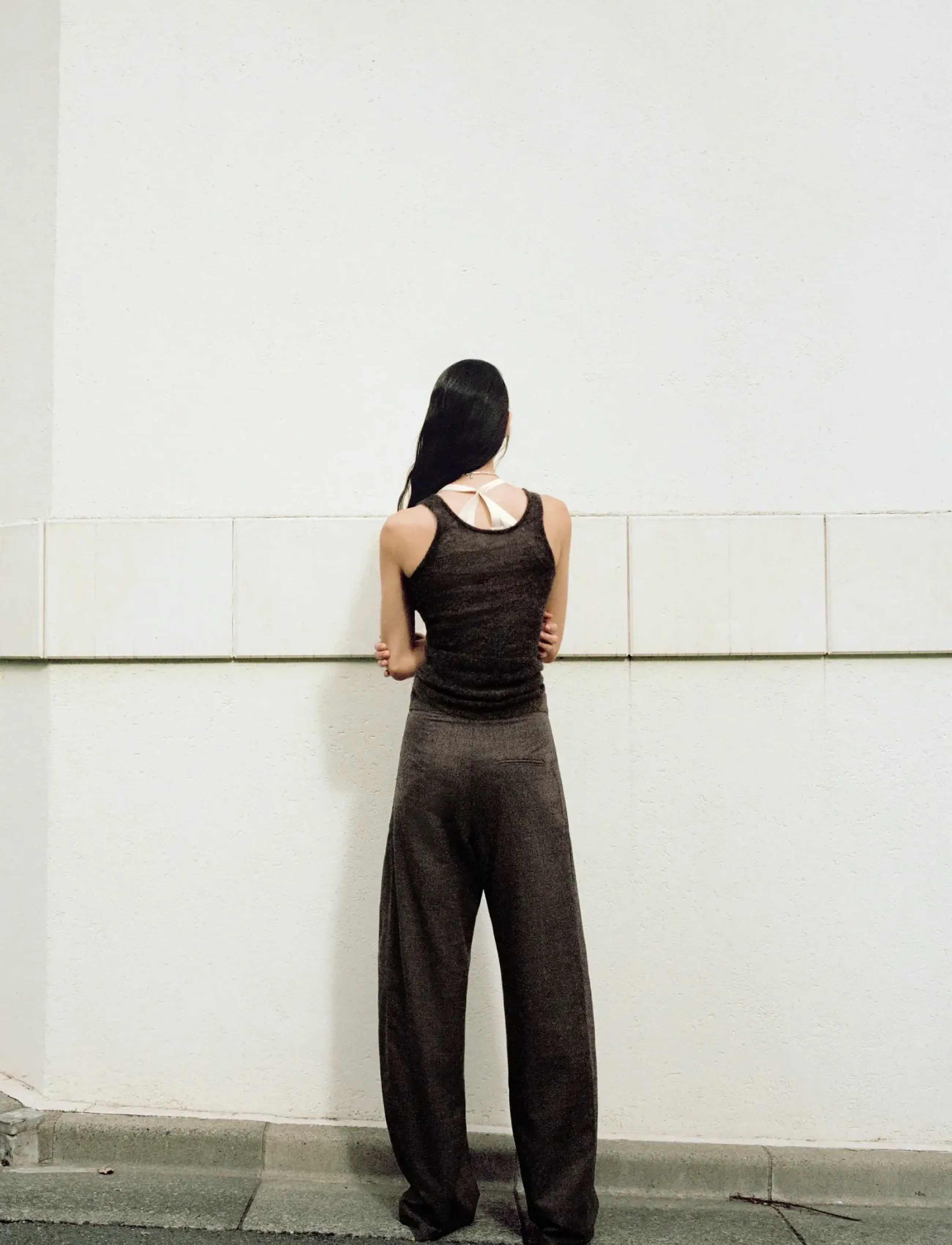 MANGO Pleated Trousers With Belt kostymbyxor dam – bild 2