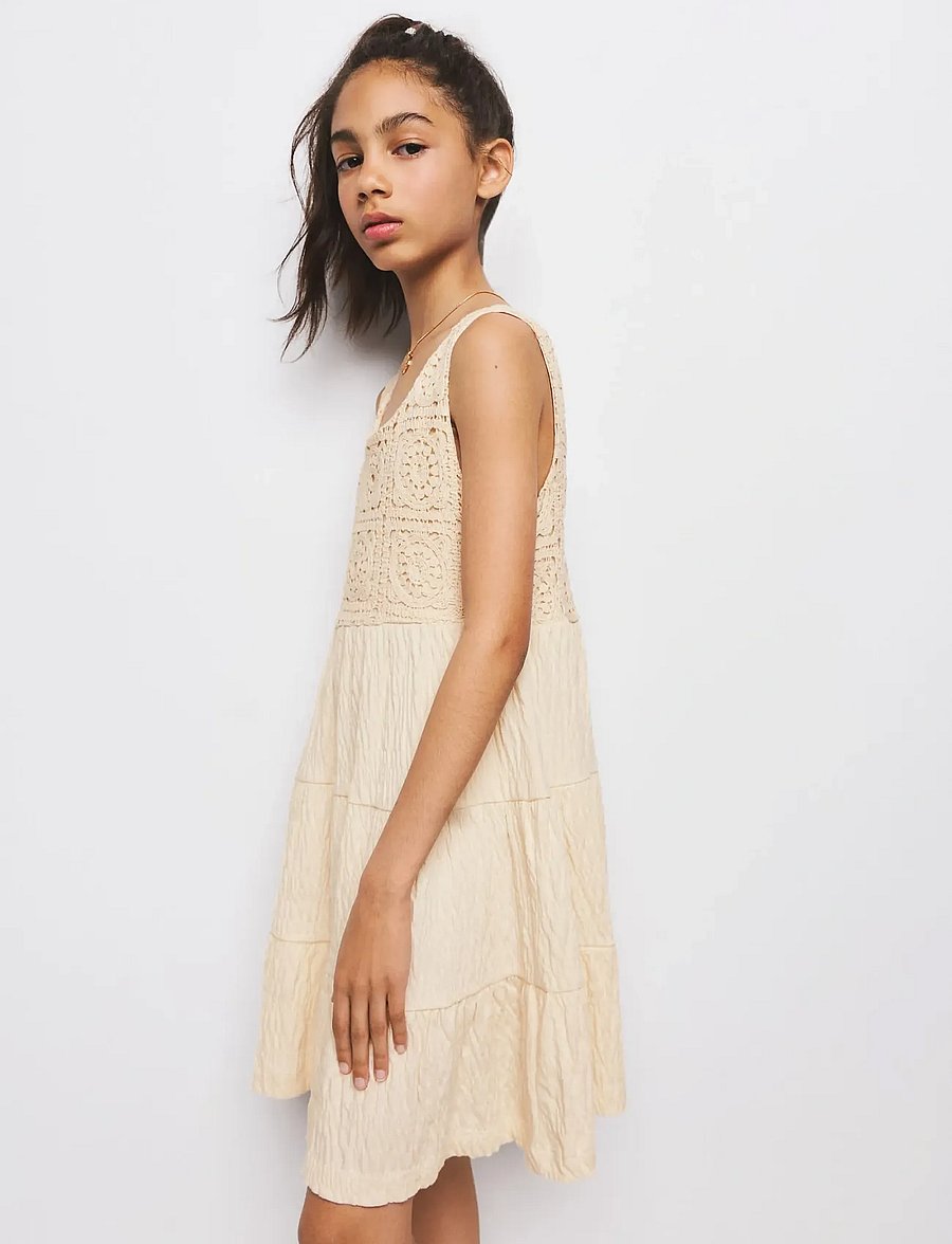 Mango - Embroidered textured dress - Ærmeløse hverdagskjoler - light beige - 0