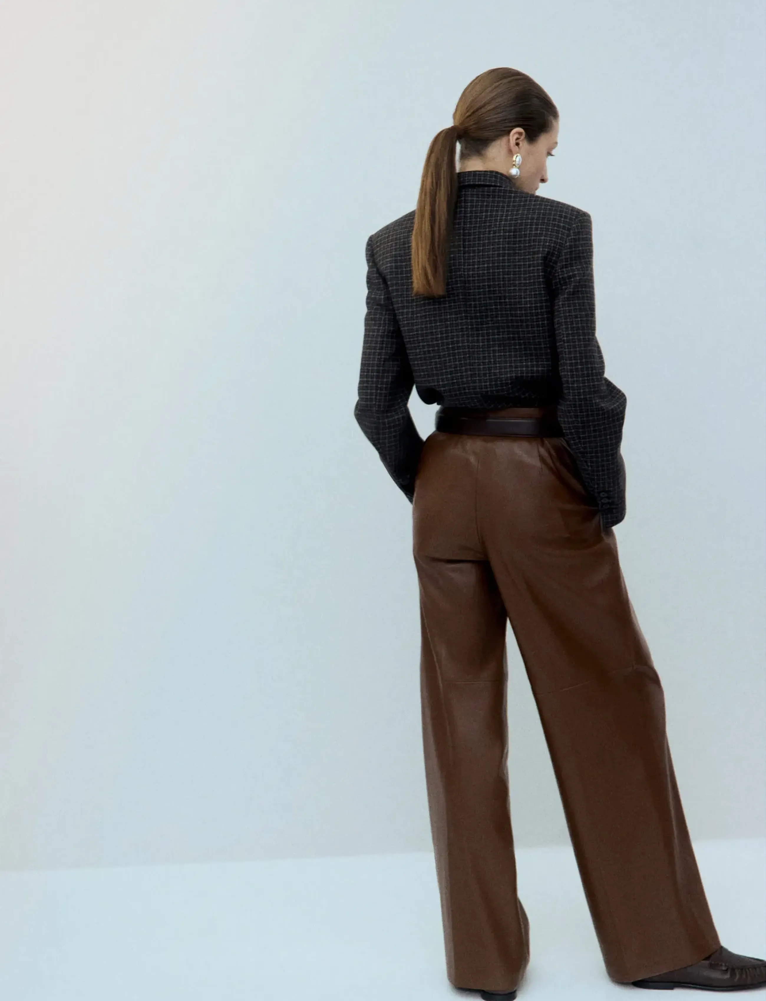 Mango - Wide leg faux-leather trousers - læderbukser - medium brown - 2