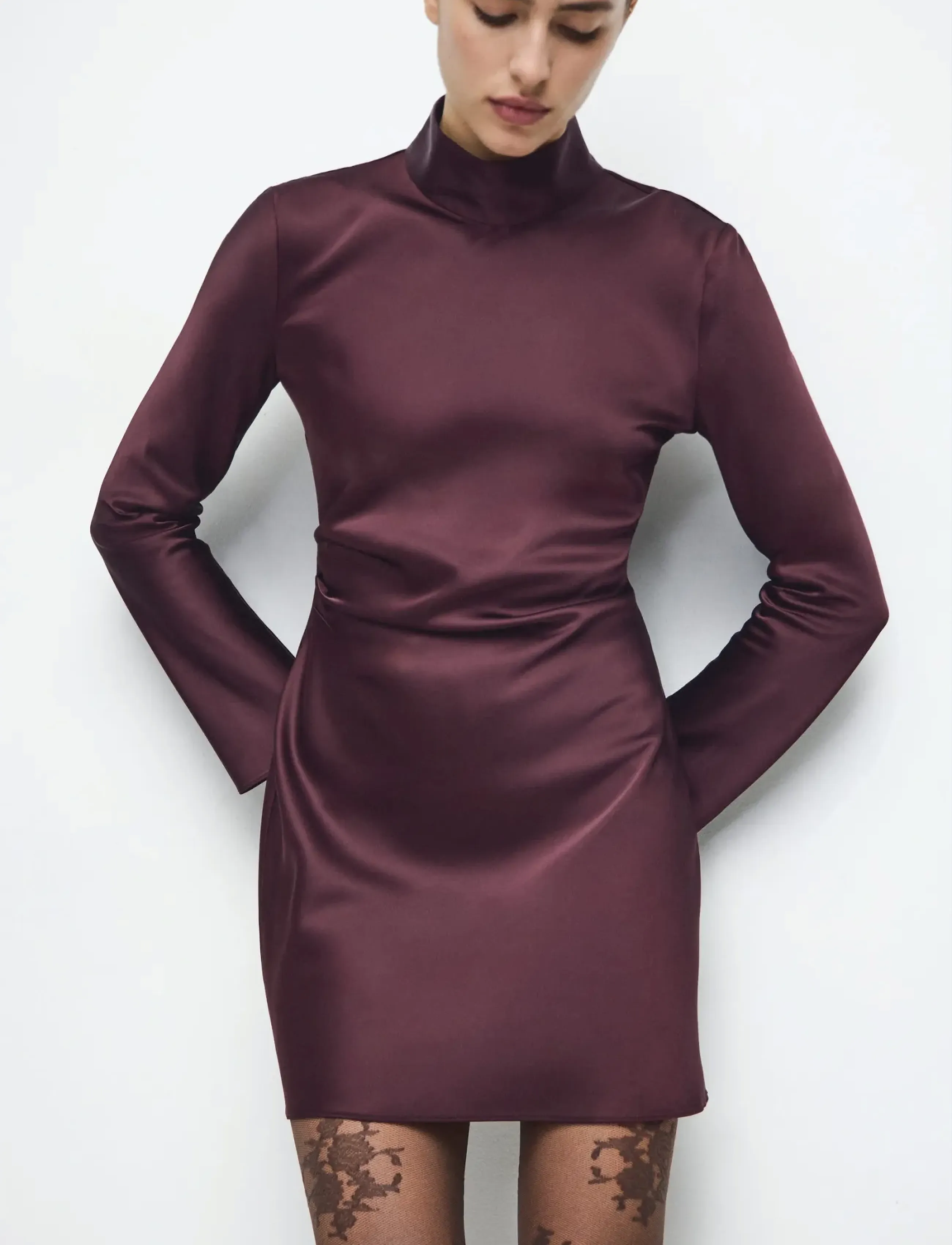 Mango Satin Dress With Pleat Detail, XL, Dresses, Burgunderrot - Short Dress, Frauen