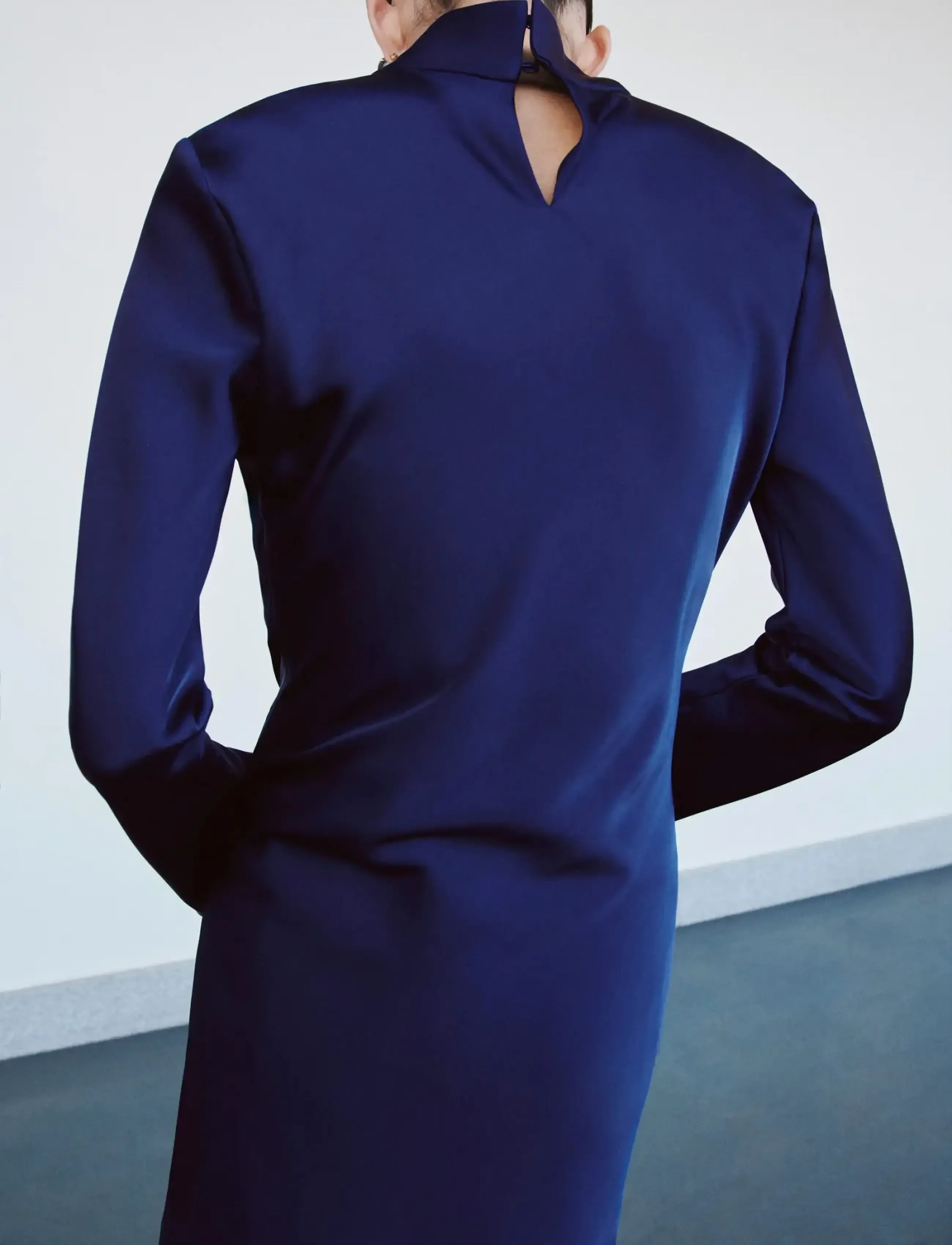 Mango - Satin dress with pleat detail - partykleider - medium blue - 2