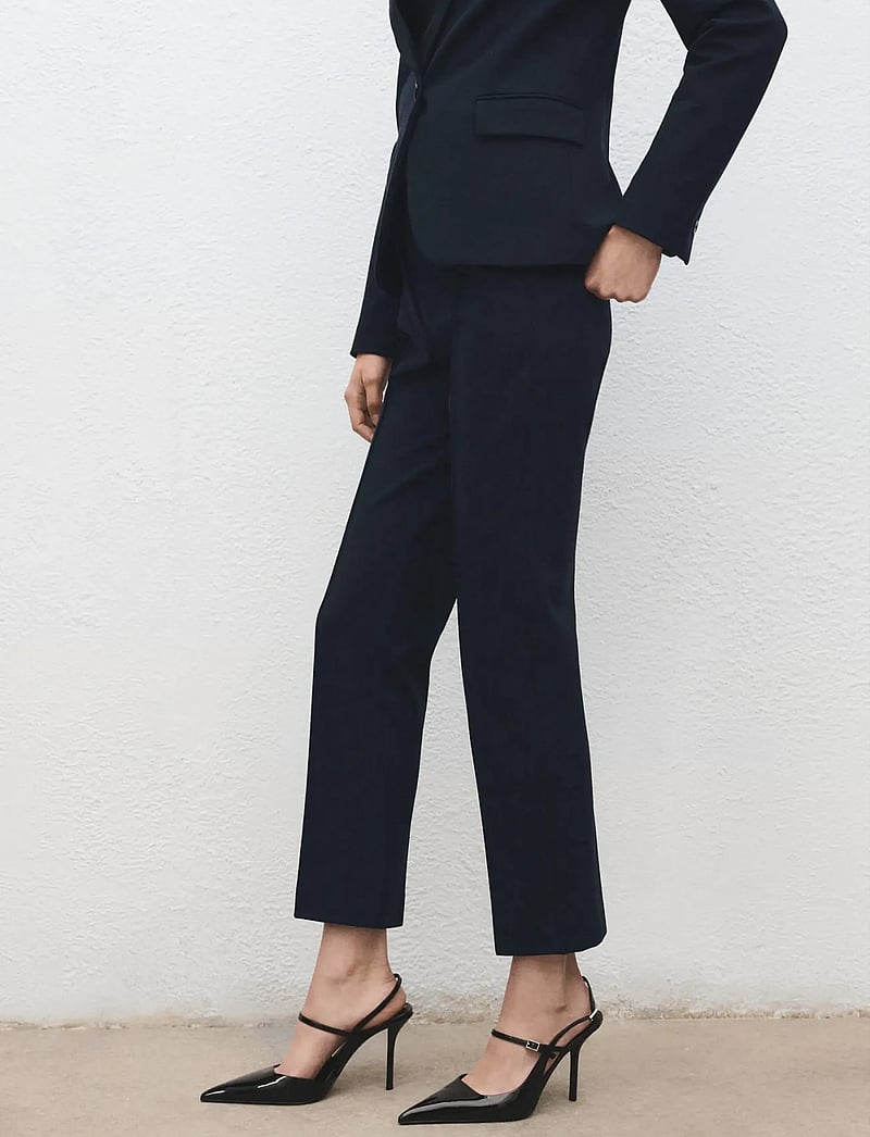 Mango - Mid-rise suit trousers - formell - navy - 0