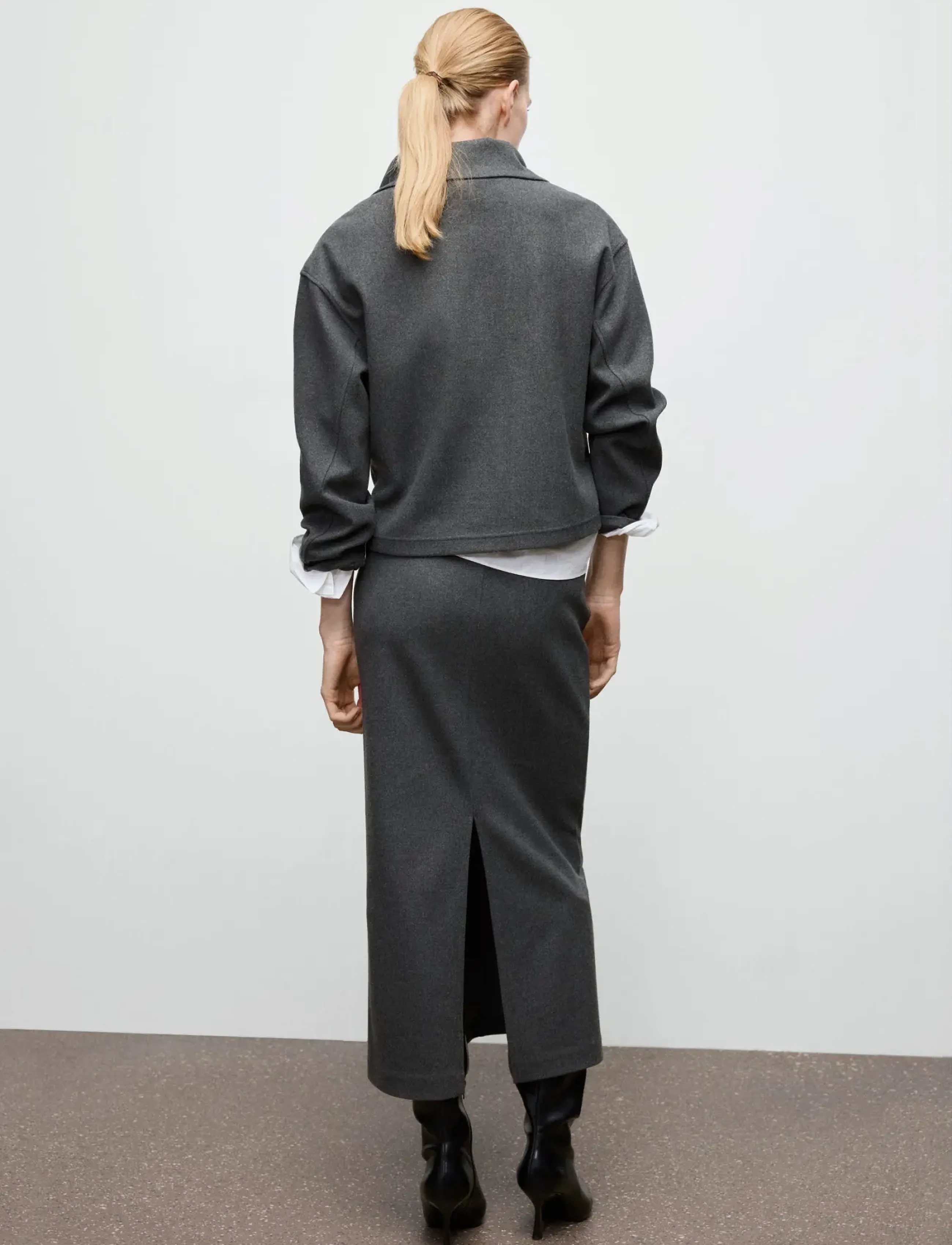 Mango - Opening pencil skirt - midi nederdele - dark grey - 2