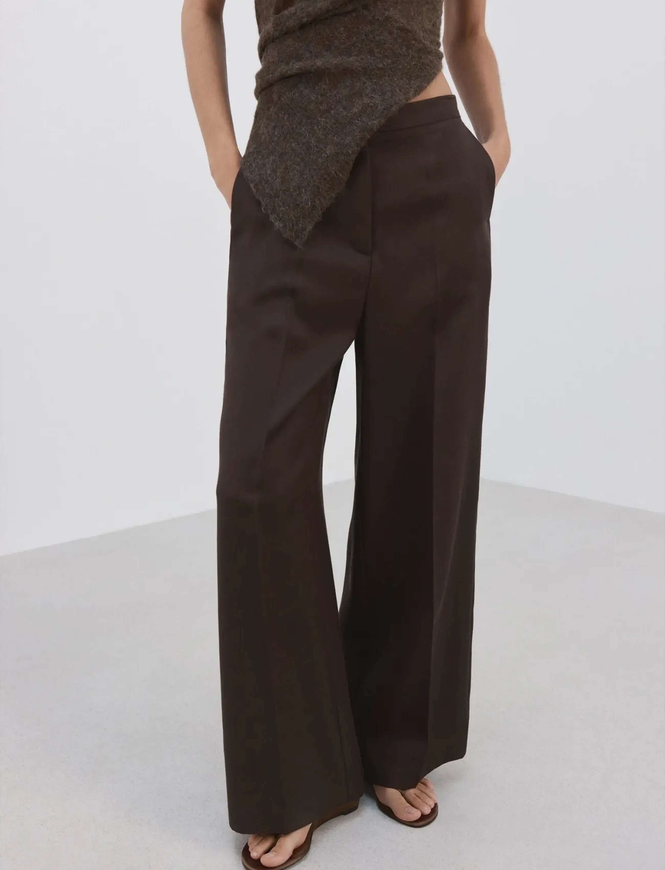 Mango High-waisted lyocell trousers - Byxor - DARK BROWN / brown