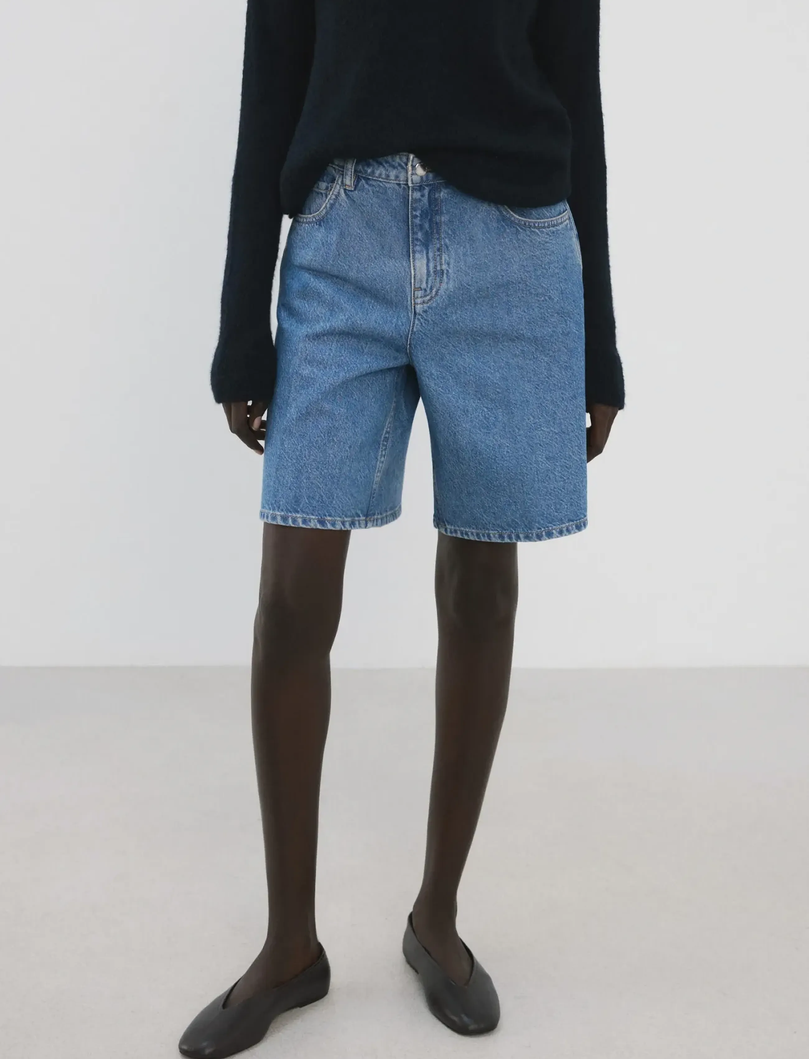 Mango High-Waist Straight-Fit Denim Shorts, 36, Blue, Shorts > Denim Shorts, Dame