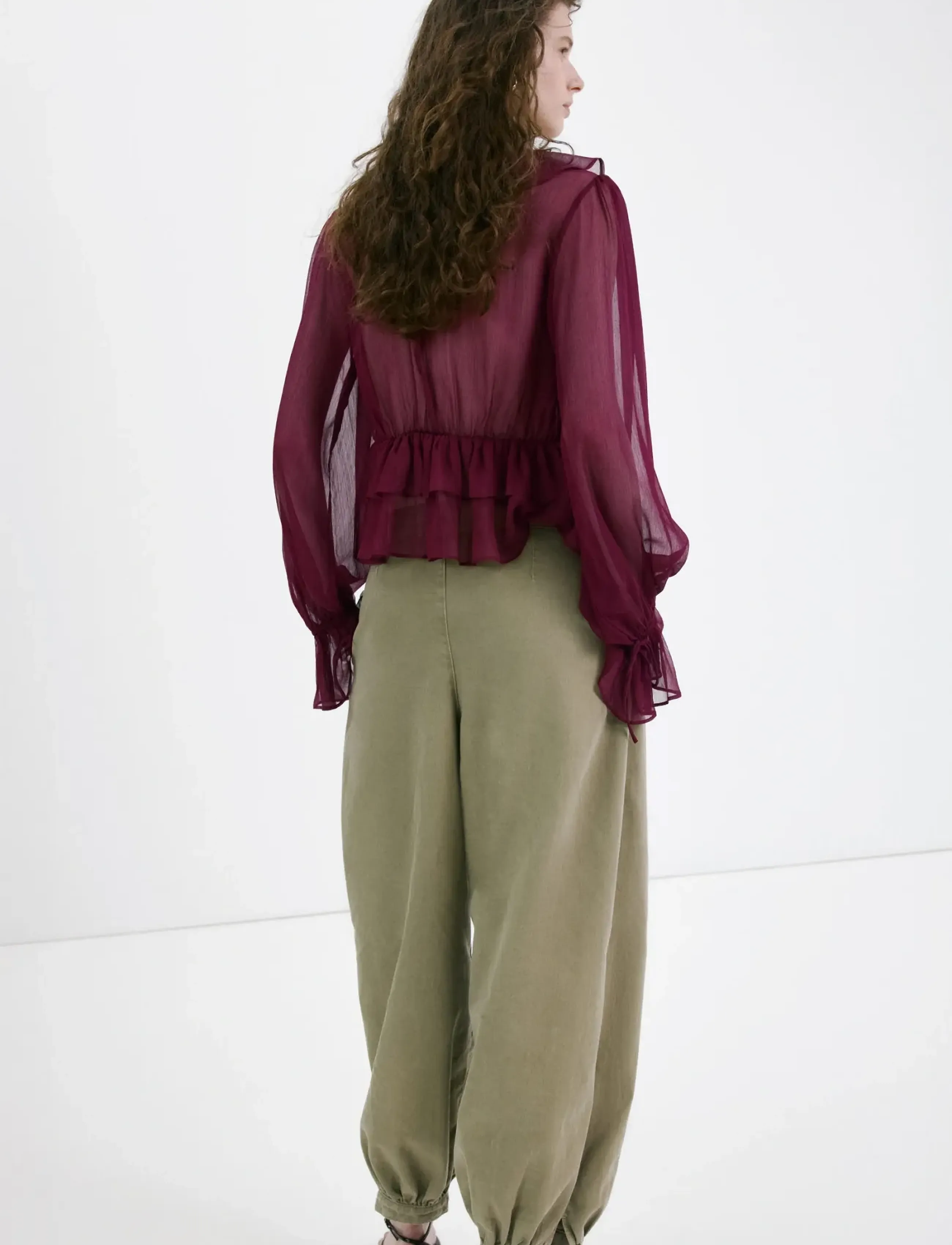 Mango - Fluid ruffled blouse - långärmade blusar - dark red - 2