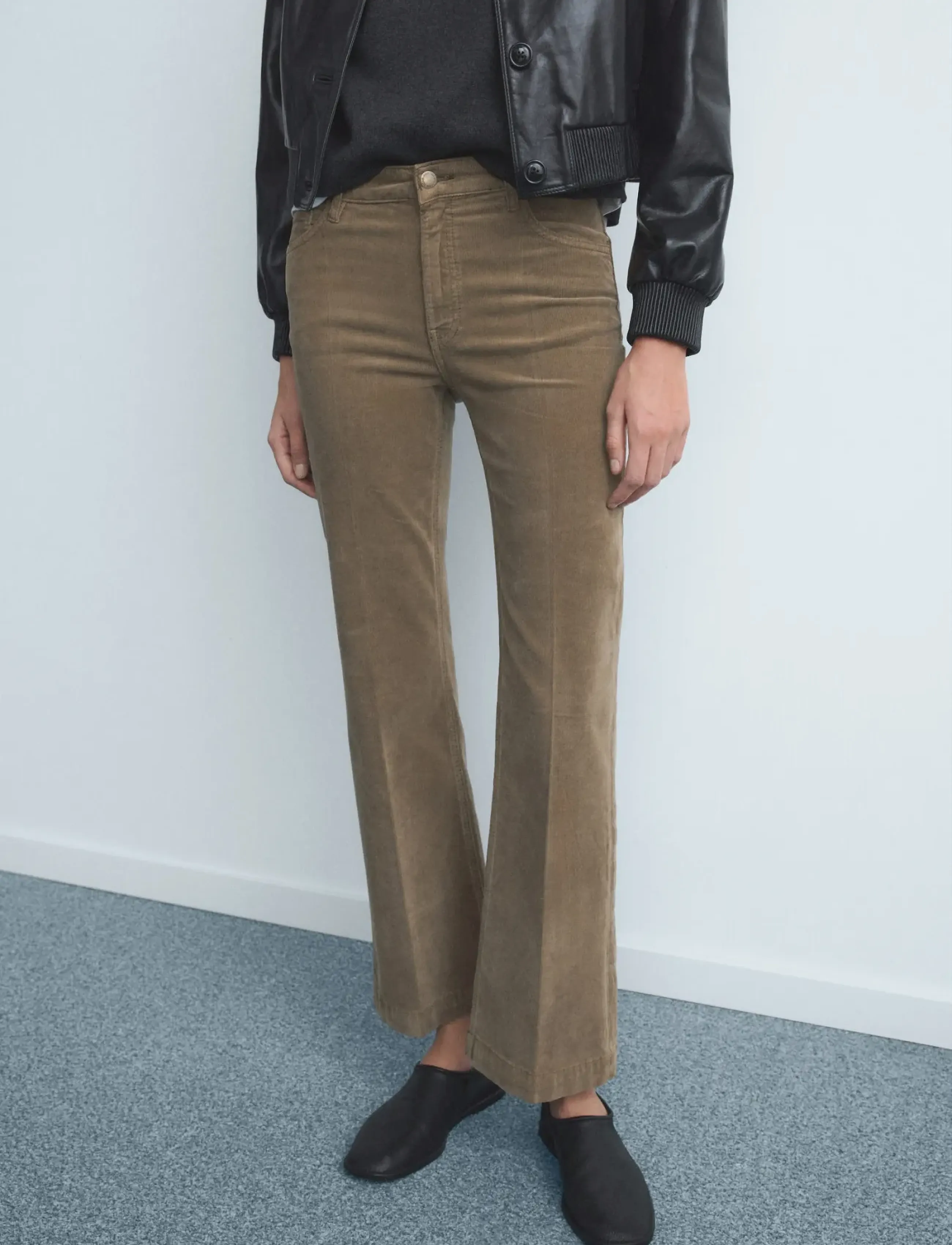 Mango Corduroy Flared Jeans, 42, Khaki green, Bukser > Flared, Dame