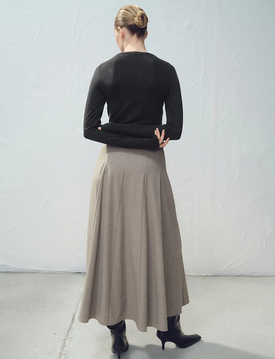 Mango - A-line skirt with godets and belt - midi nederdele - grey - 2