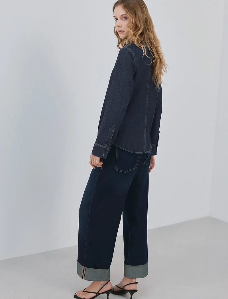 Mango - Denim shirt with tie fastening - denimskjorter - open blue - 2