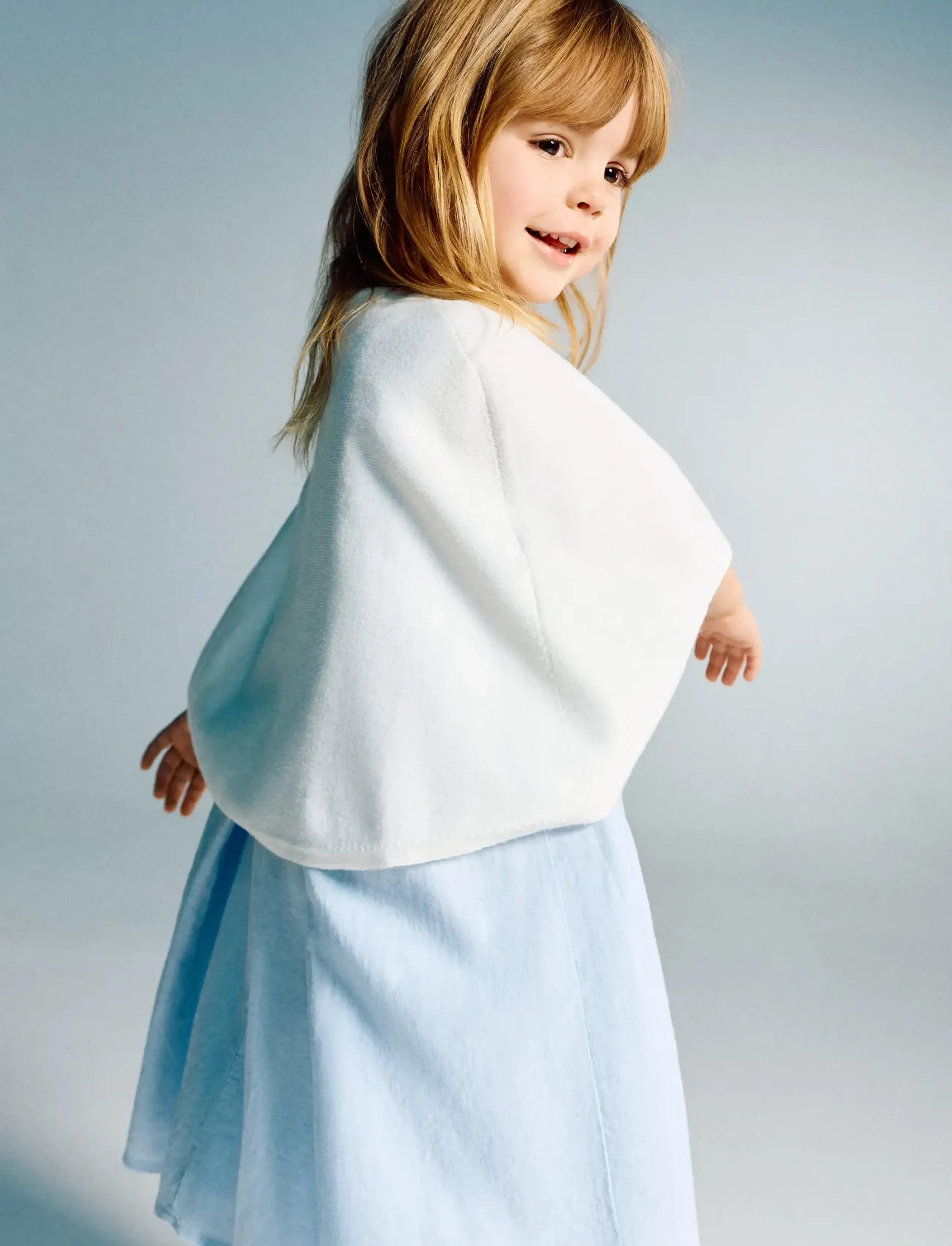 Mango Knitted Cape With Lace Details, 3-4, Knitwear, Weiß - Cardigans, Kinder