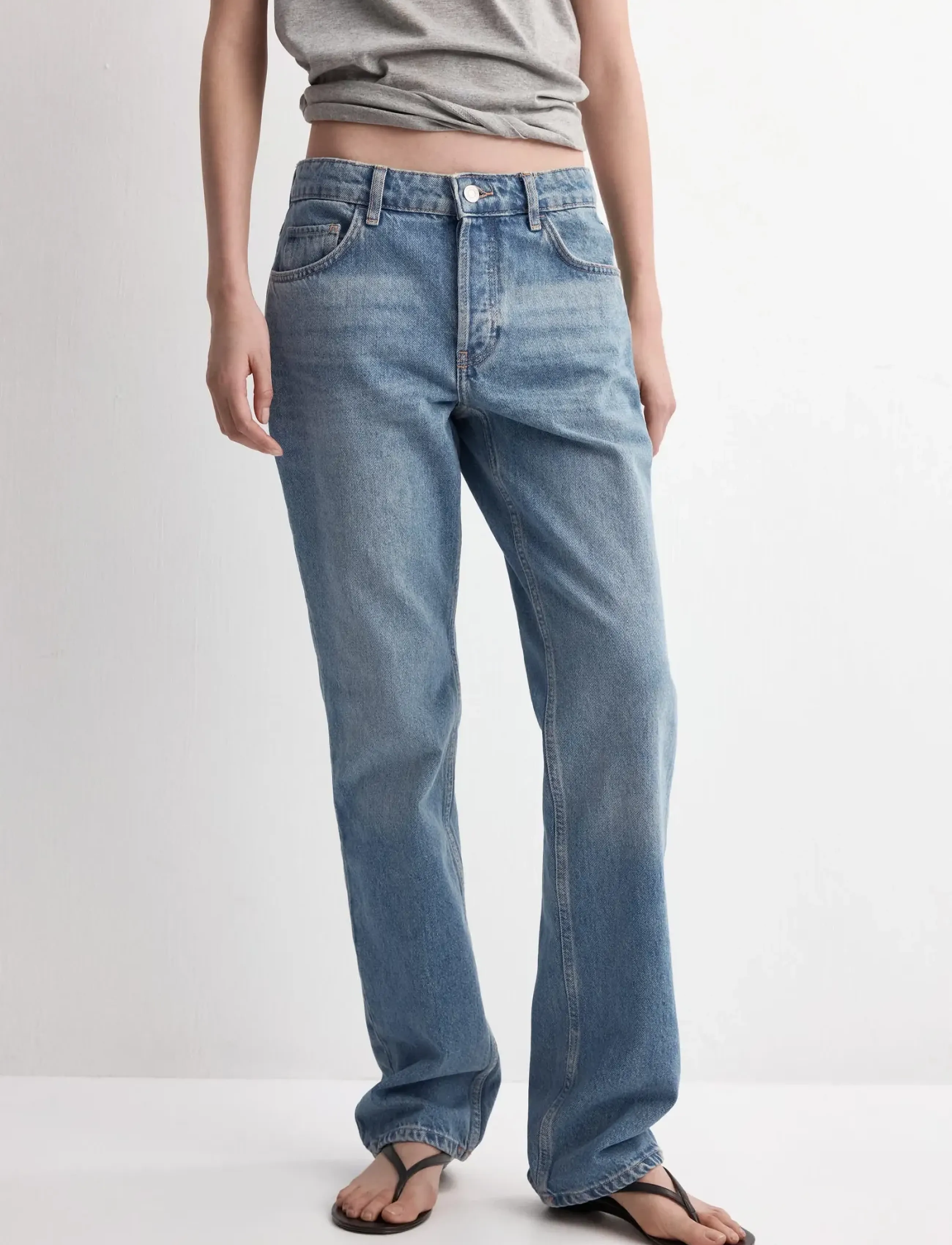 Mango Straight low-waist jeans - Transitional Layering - OPEN BLUE / blue
