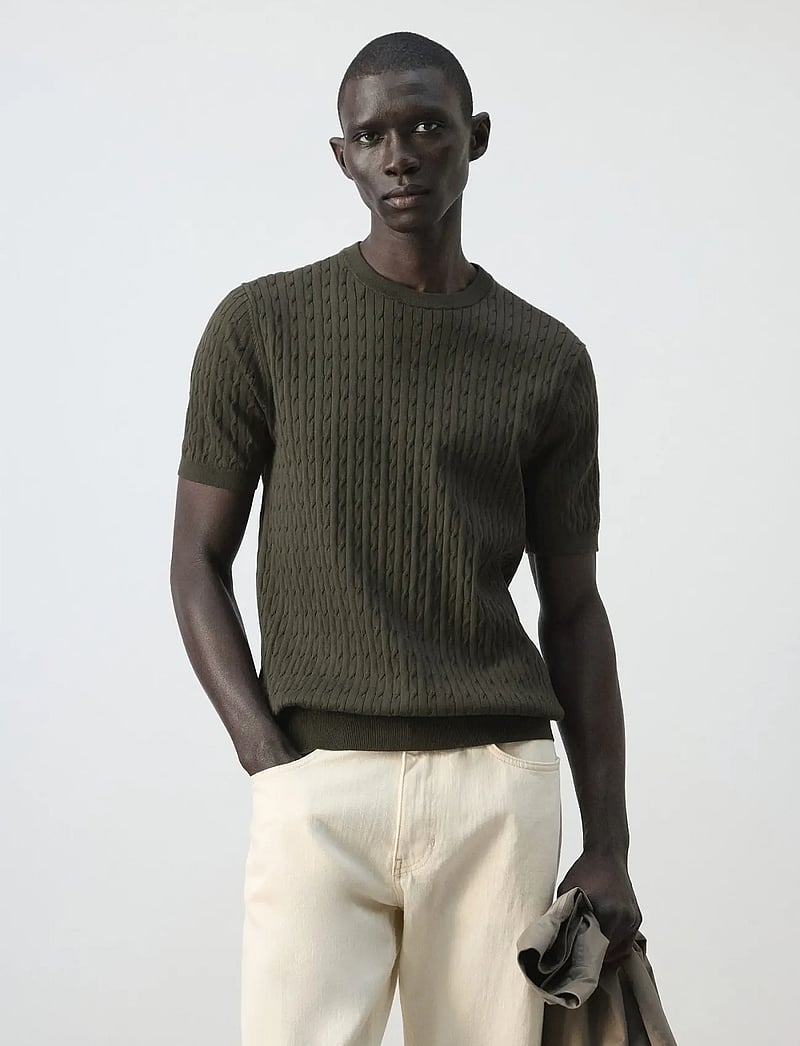 Mango - Cable knit T-shirt 100% cotton - rund hals - dark brown - 0