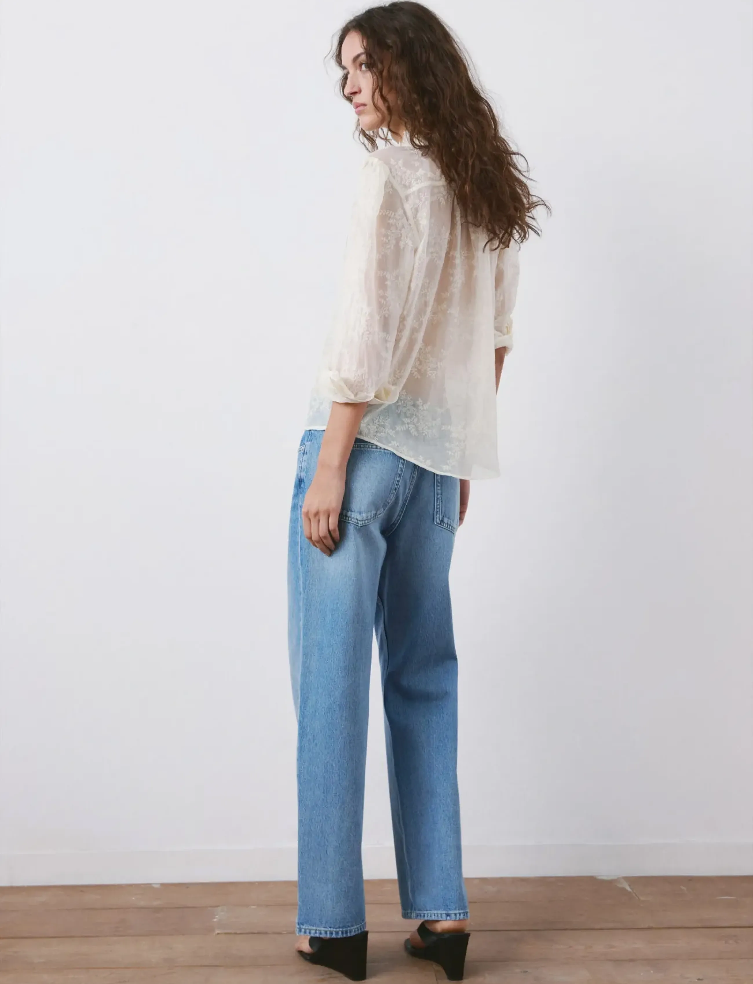 Mango - Lyocell blouse with floral embroidery - langærmede bluser - light beige - 2