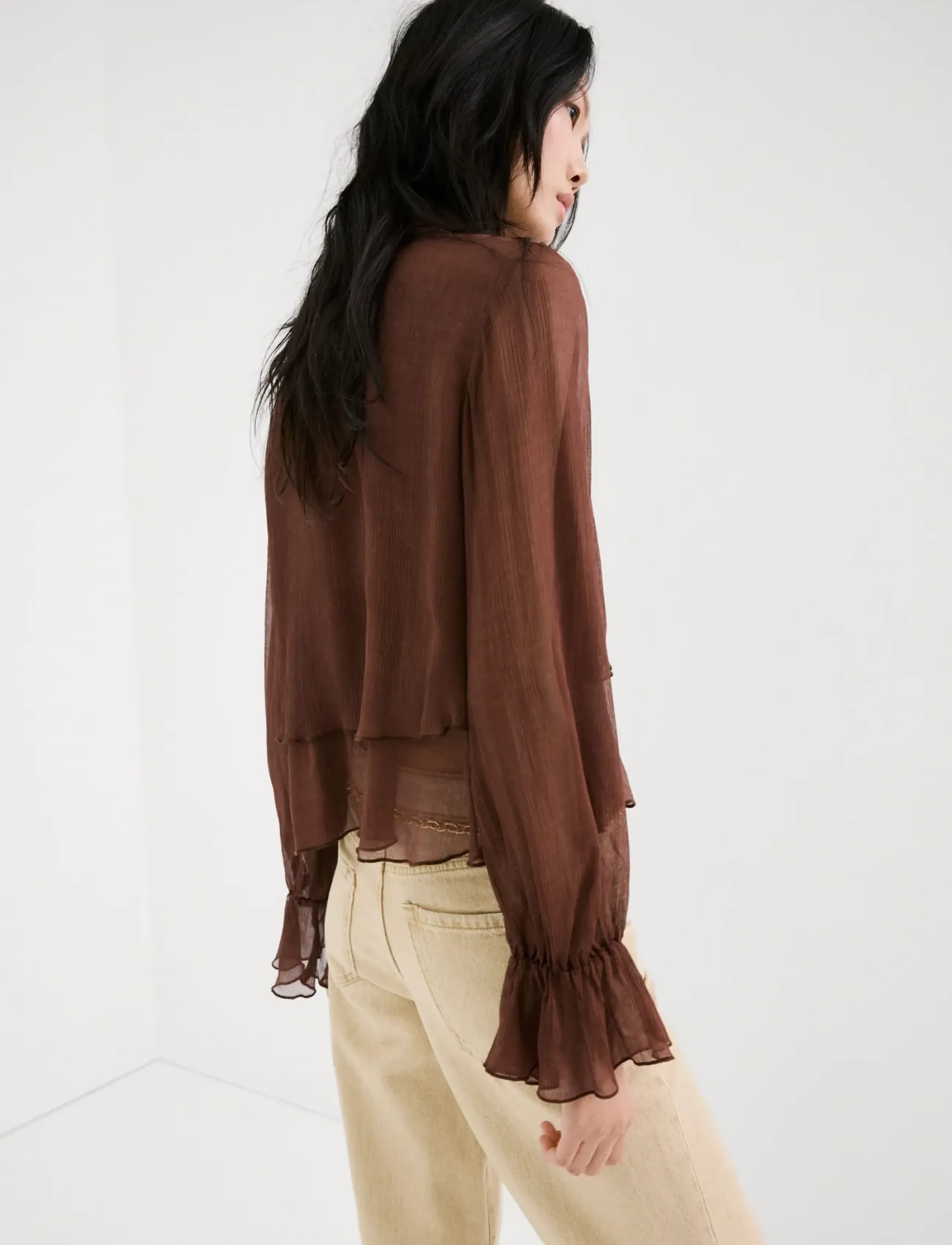 Mango - High-neck frilled blouse - langærmede bluser - brown - 2