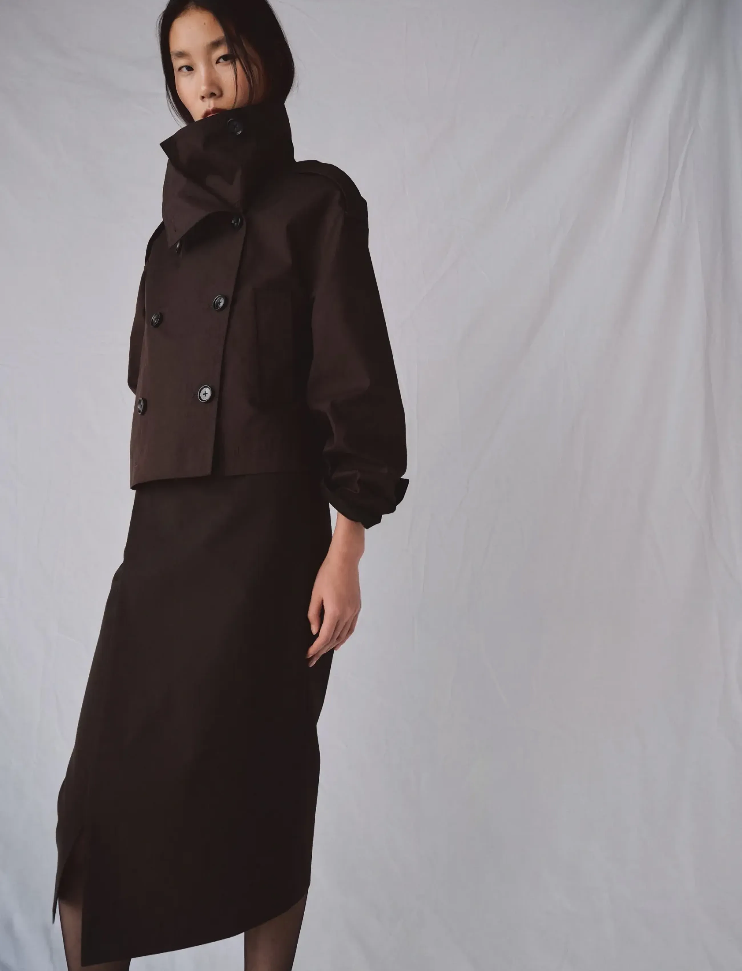 Mango Funnel neck cropped trench coat - Frakker - DARK BROWN / brown