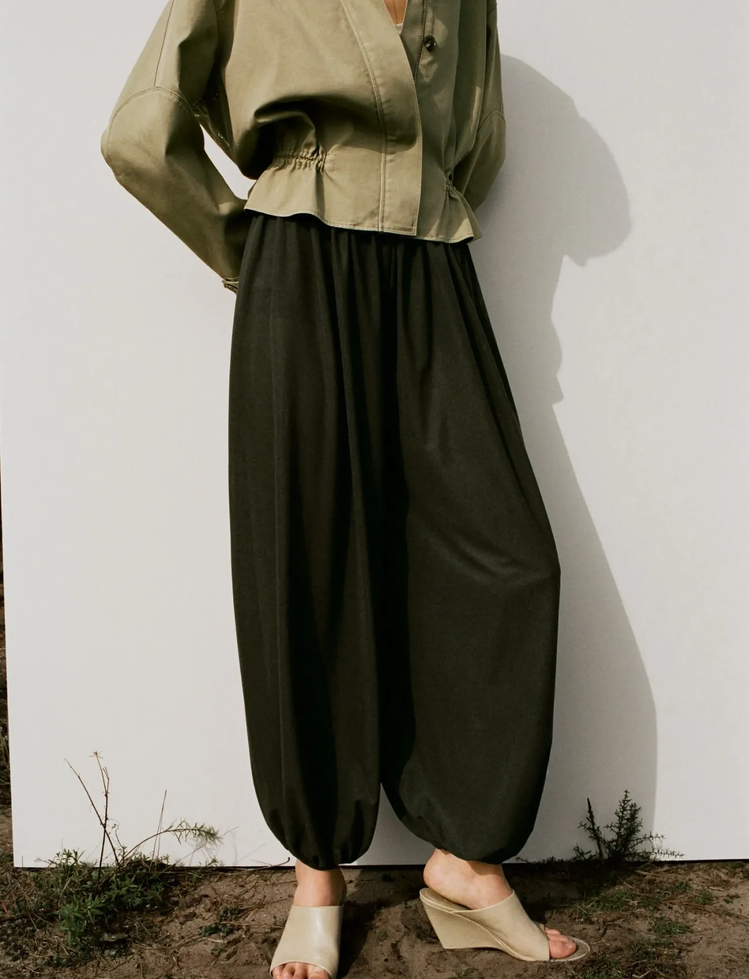 Mango Mid-Rise Harem Pants, Kvinder, Mid-Rise Harem Bukser, Kakigrøn, Str: S