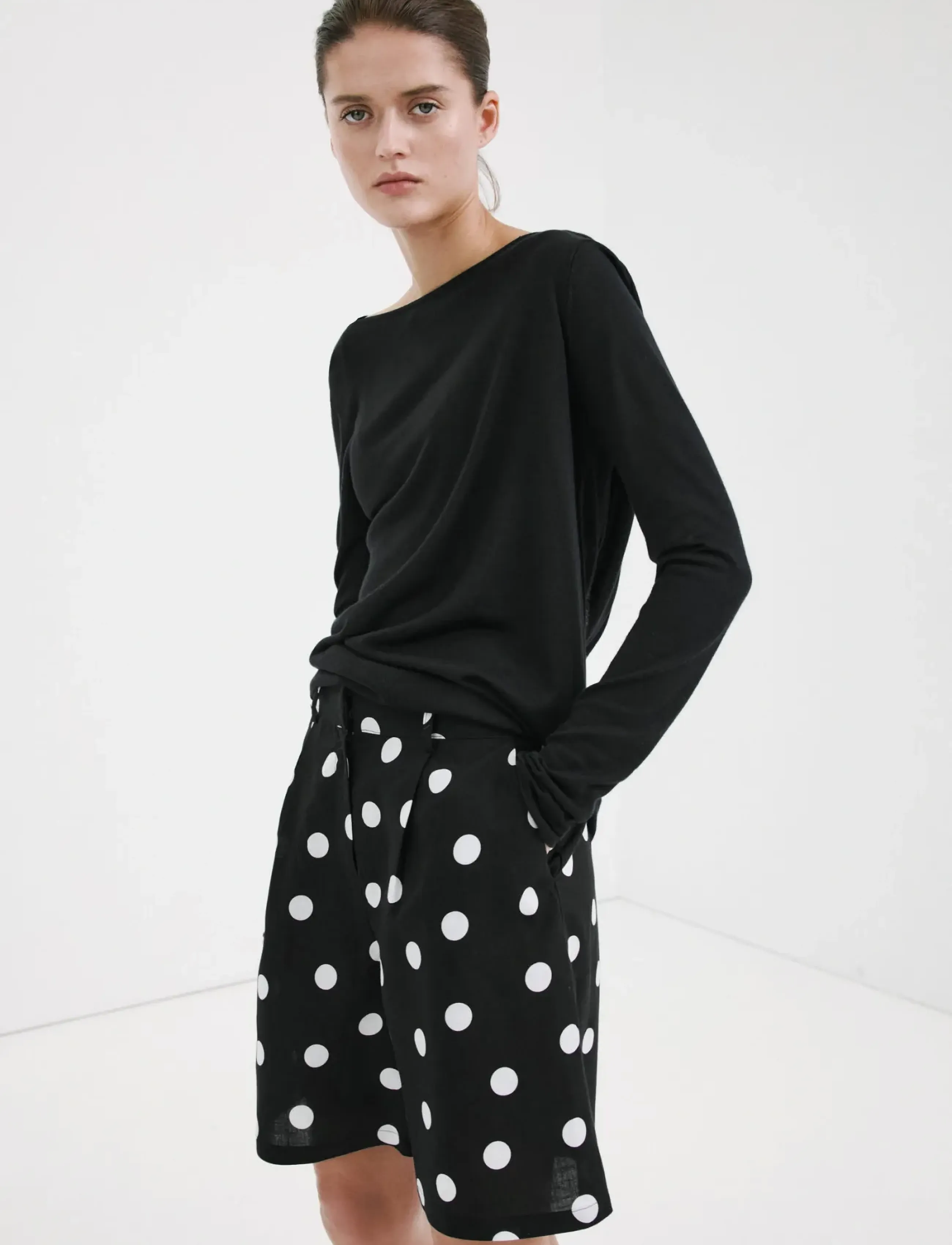 Mango Lyocell Polka Dot Shorts, 40, Black, Shorts > Linen Shorts, Dame