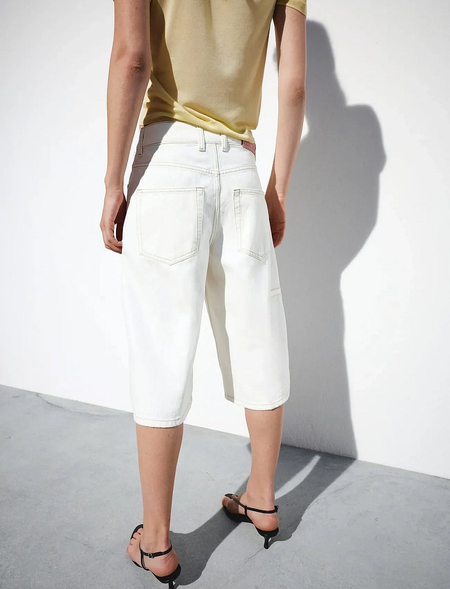 Mango - Straight mid-rise denim Bermuda shorts - bermudashorts - natural white - 2