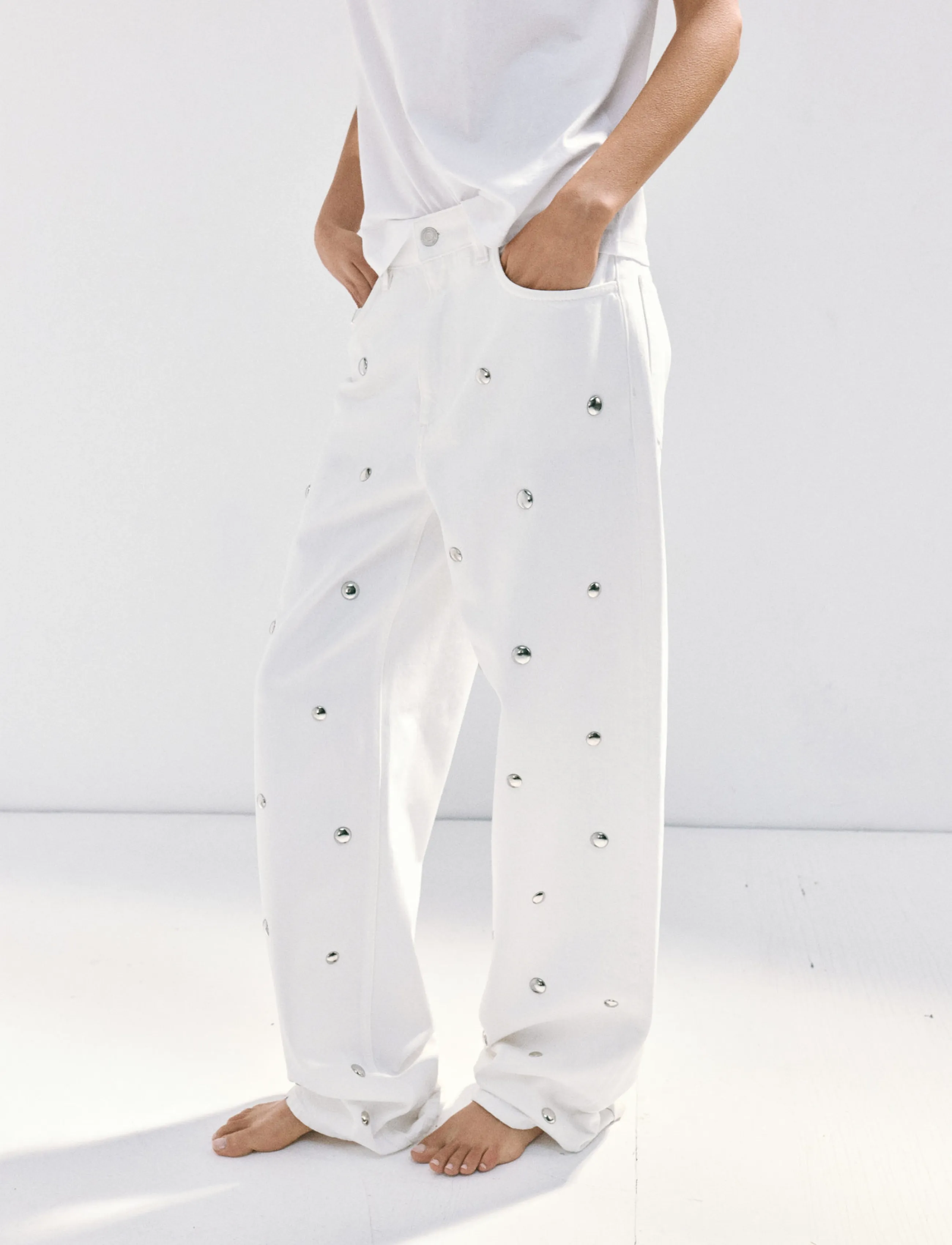 Mango Straight-Fit Jeans With Studs, 34, White, Jeans > Lige-Almindelige, Dame