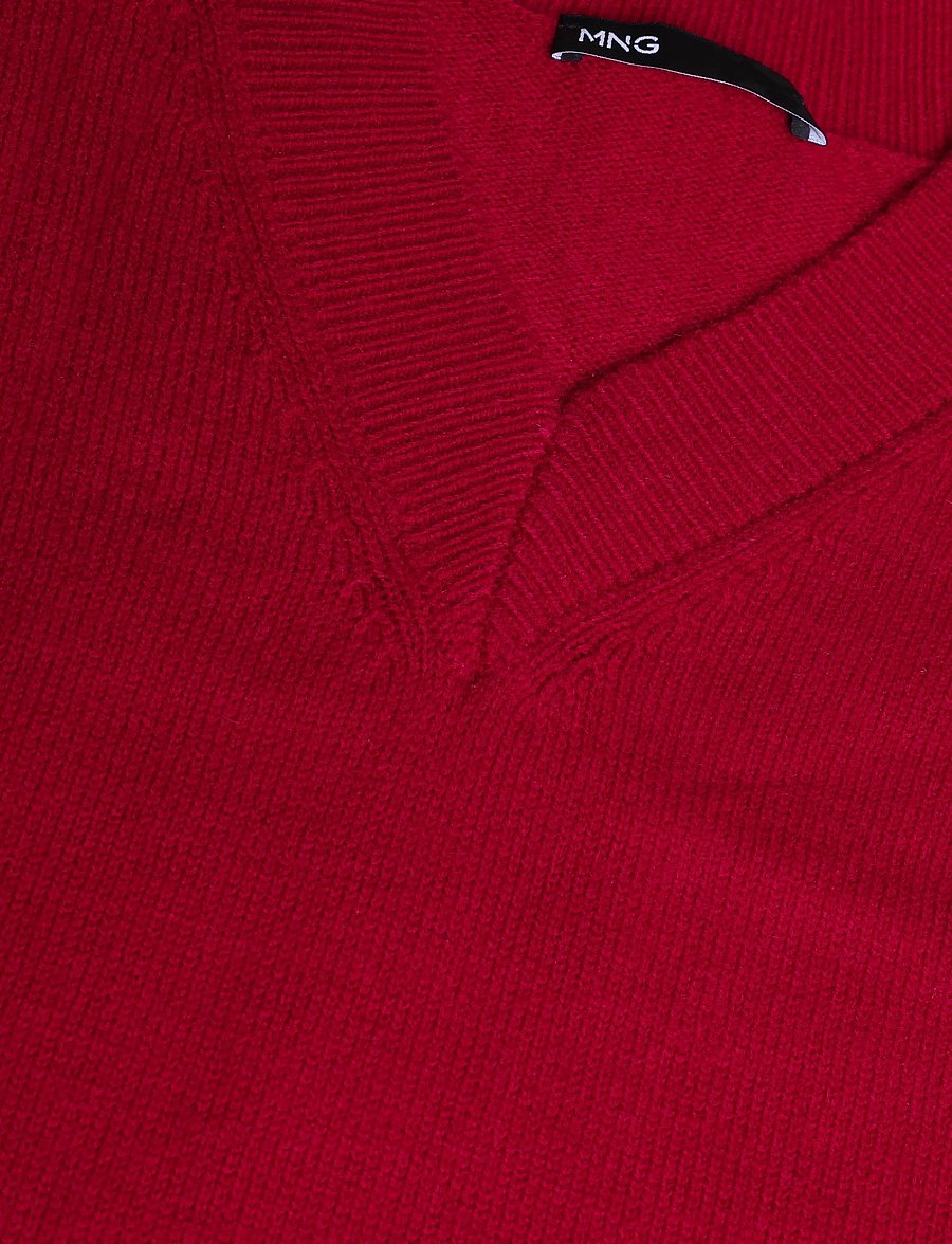Mango - V-neck knit sweater - striktrøjer - red - 4