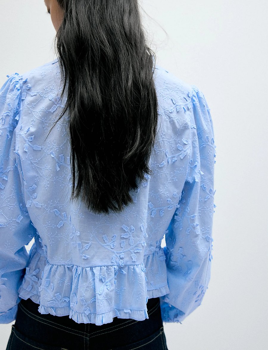 Mango - Embroidered blouse with frill detail - långärmade blusar - medium blue - 2