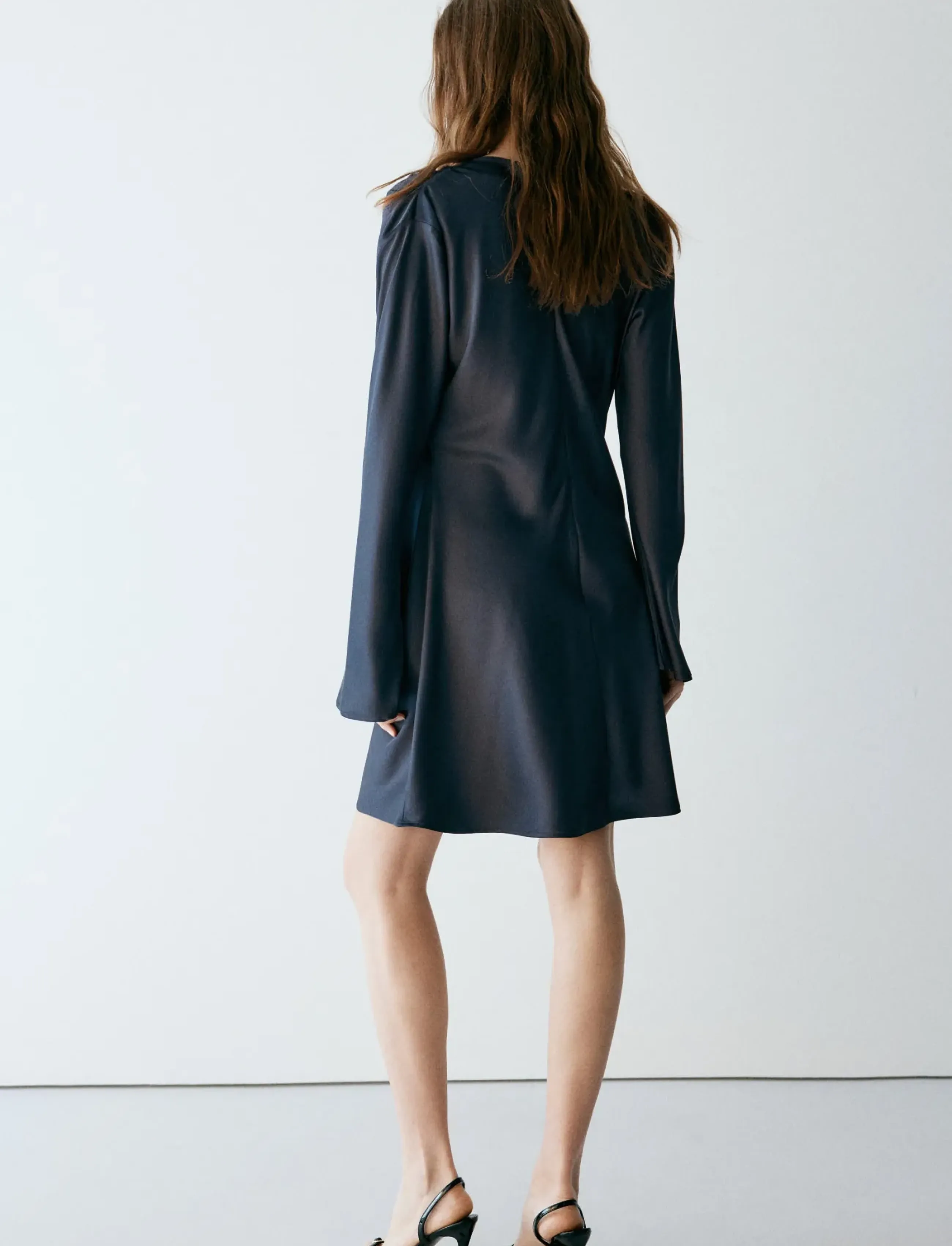 MANGO Satin Draped Dress klänningar dam – bild 2
