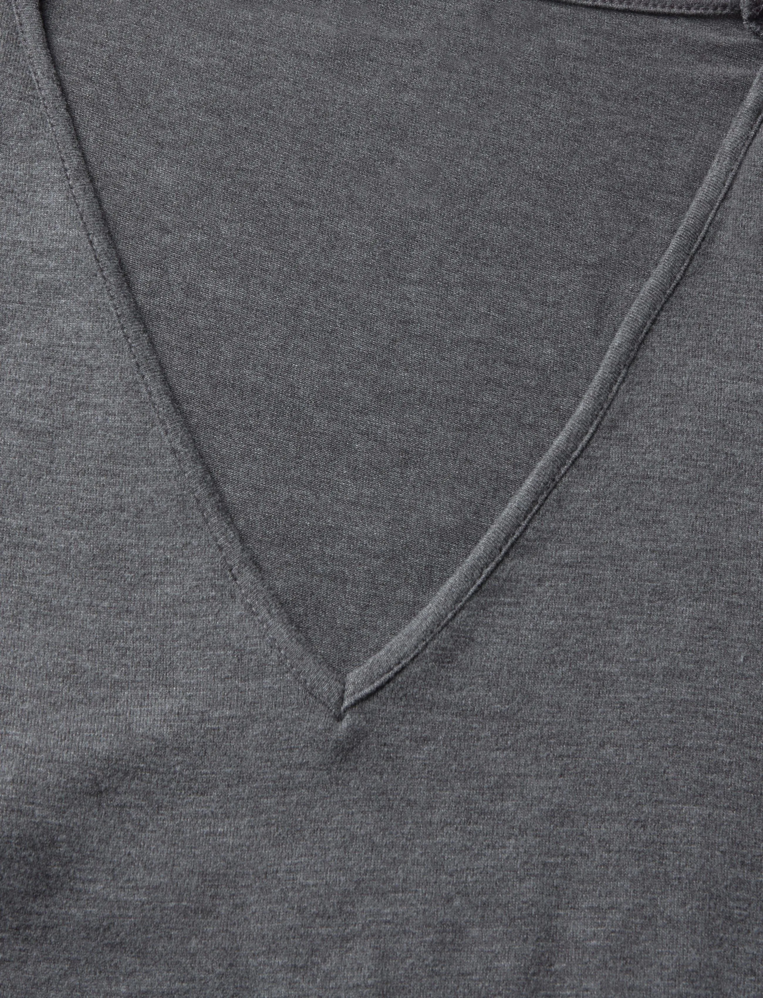 Mango - Fitted V-neck T-shirt - långärmade toppar - dark grey - 2