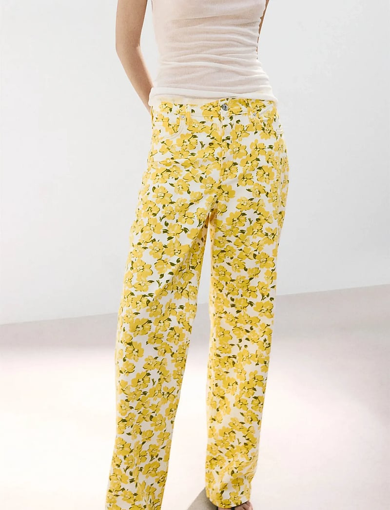 Mango - Straight-leg jeans with floral pattern - straight jeans - yellow - 0