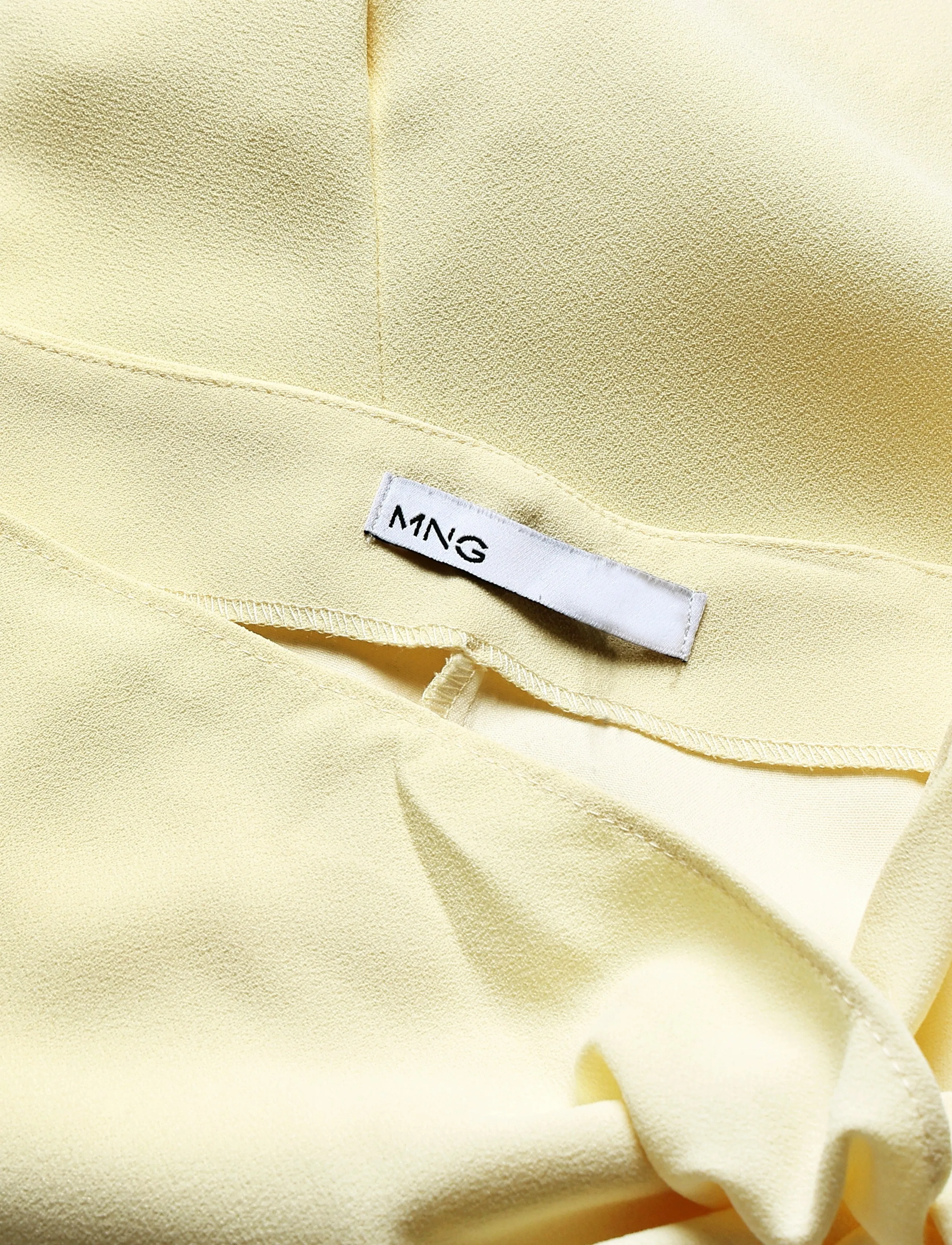 Mango - Straight shorts with tie detail - casual shorts - yellow - 4