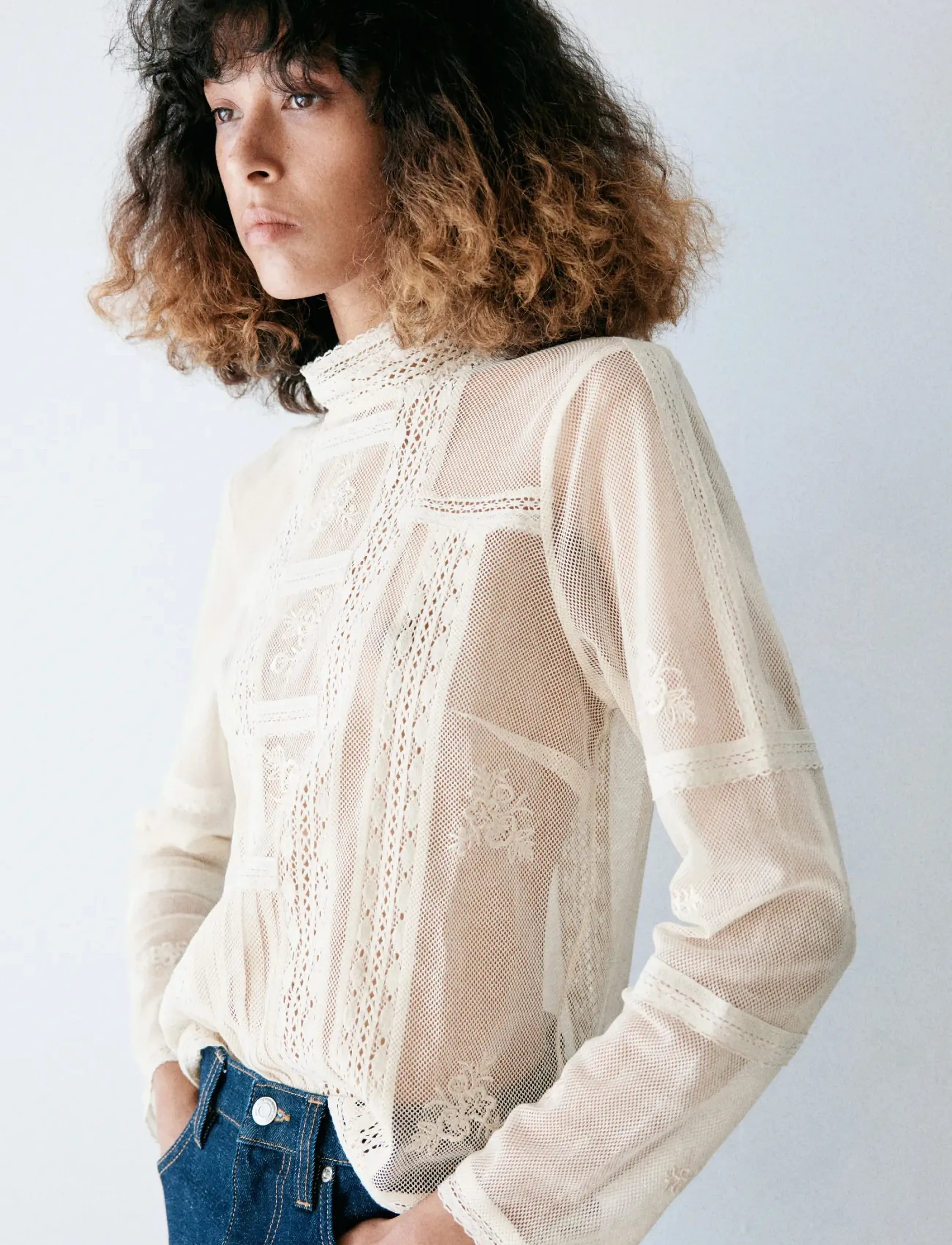 Mango - Embroidered high-neck blouse - langærmede bluser - light beige - 2