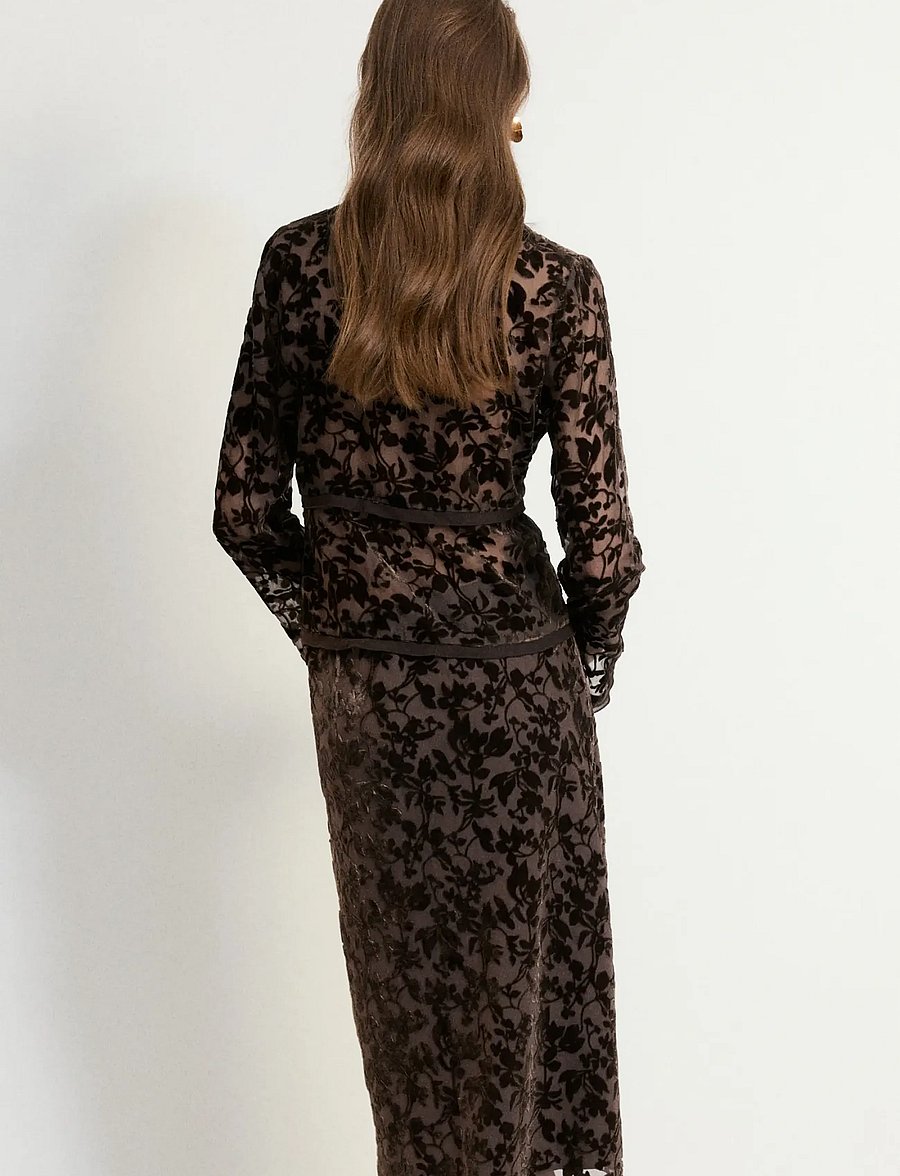 Mango - Devoré blouse with bow detail - langærmede bluser - brown - 2