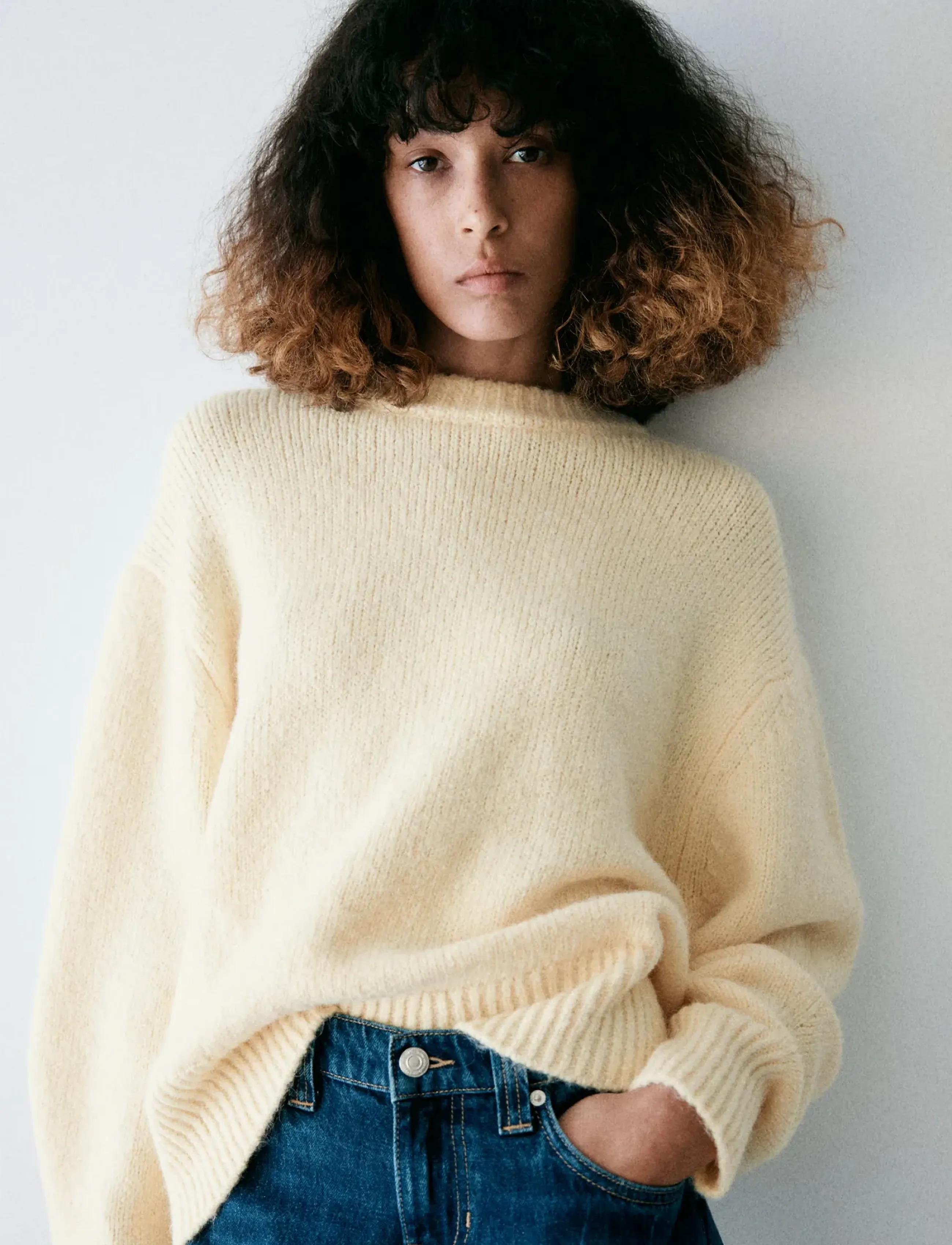 Mango - Round-neck knitted sweater - striktrøjer - yellow - 0
