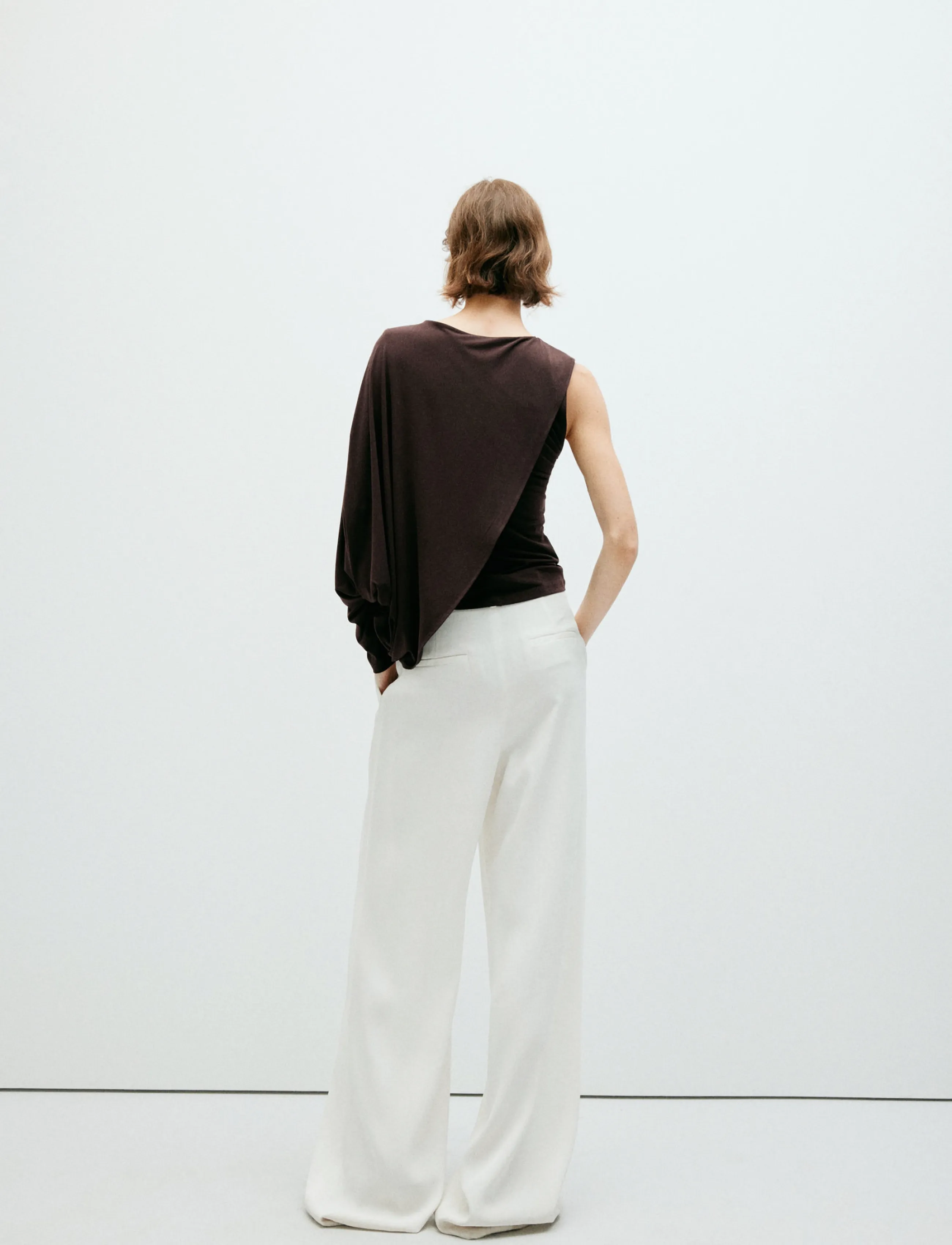 Mango - Ruffled asymmetrical blouse - brown - 2