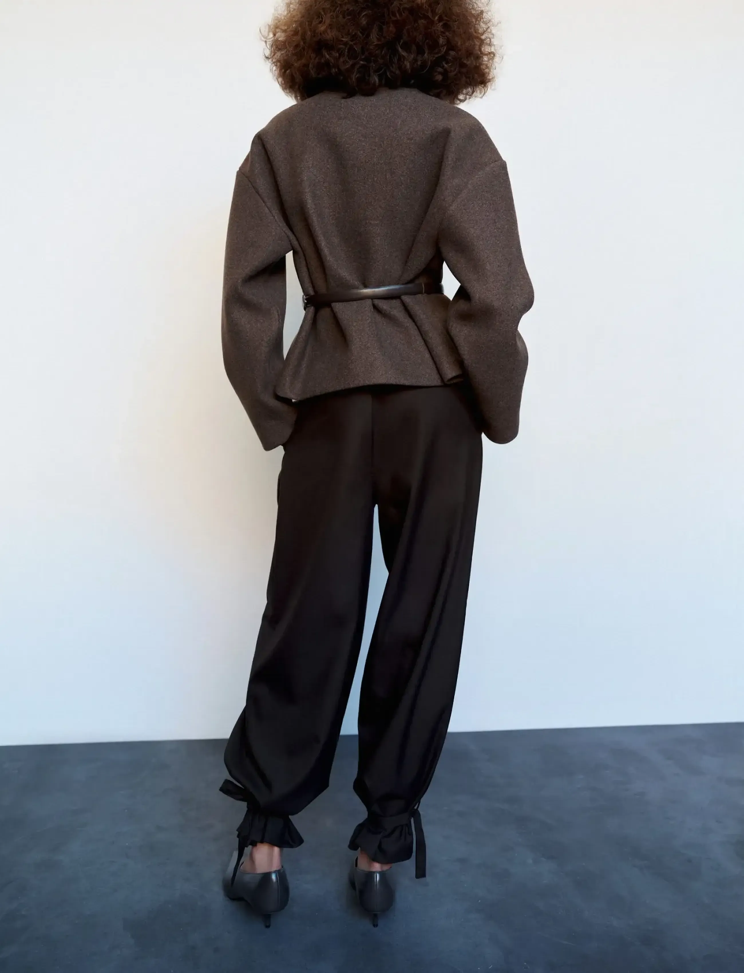 Mango - Baggy trousers with ties - barrel-bukser - dark brown - 3