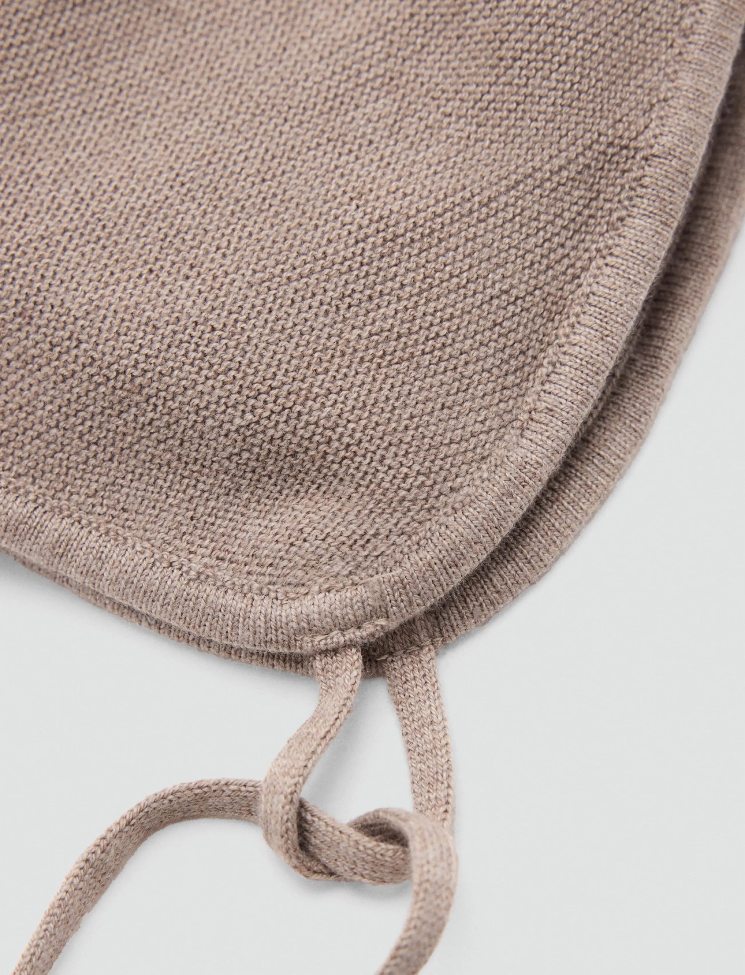 Mango - Knitted bonnet with pompom - medium brown - 1
