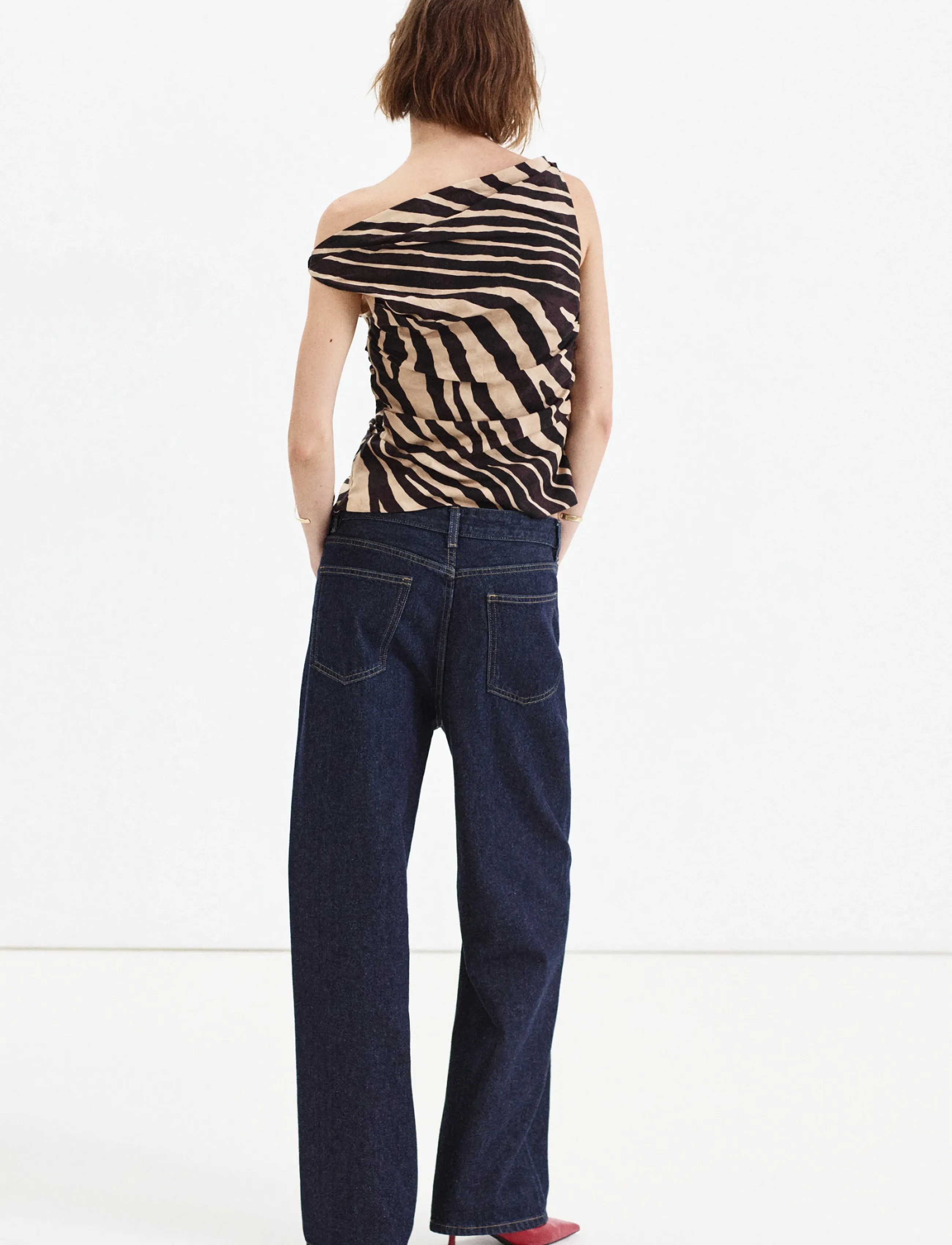 Mango - Asymmetrical draped top - tanktops - black - 2