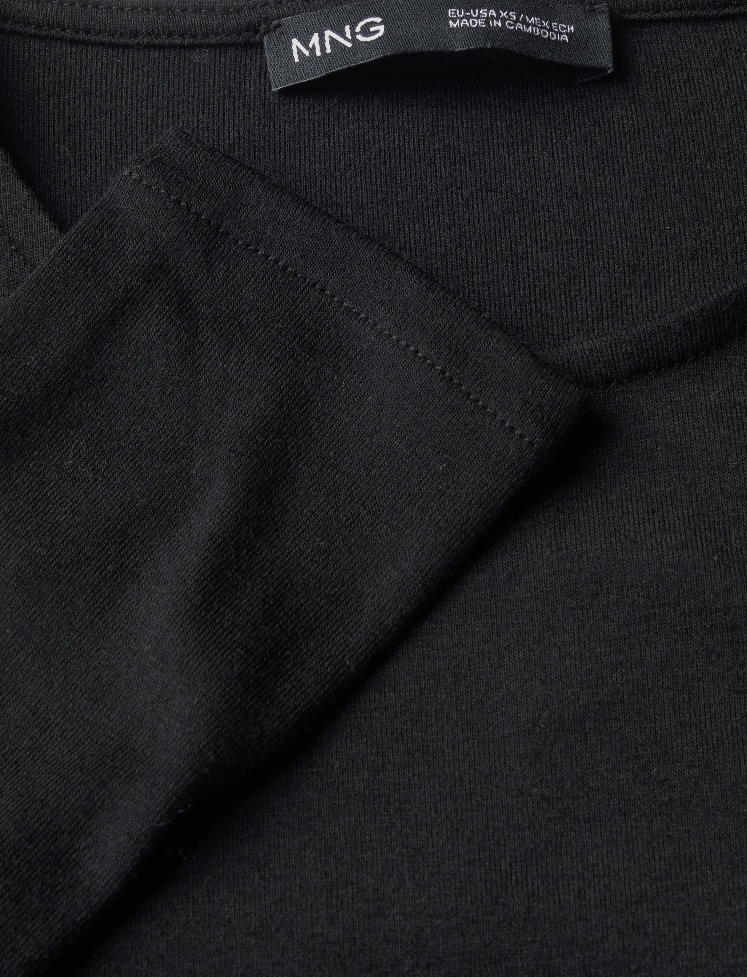 Mango - Fitted T-shirt with lace trim - langærmede toppe - black - 4