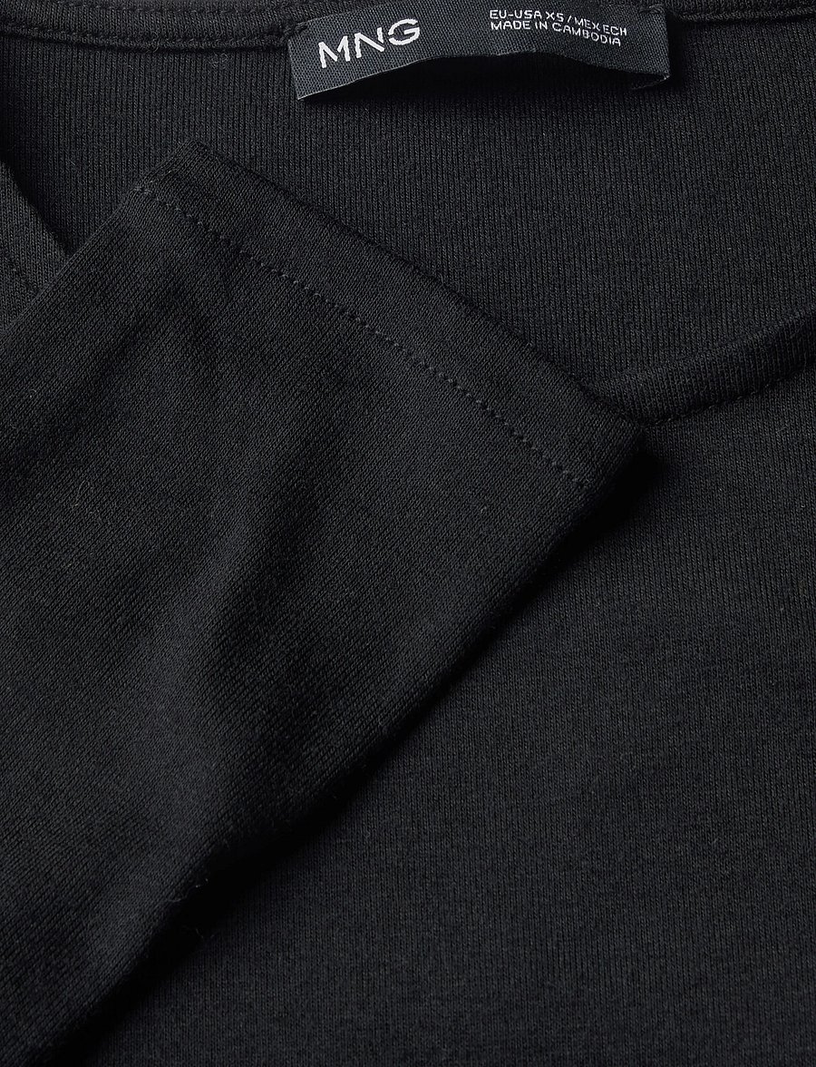 Mango - Fitted T-shirt with lace trim - langærmede toppe - black - 4