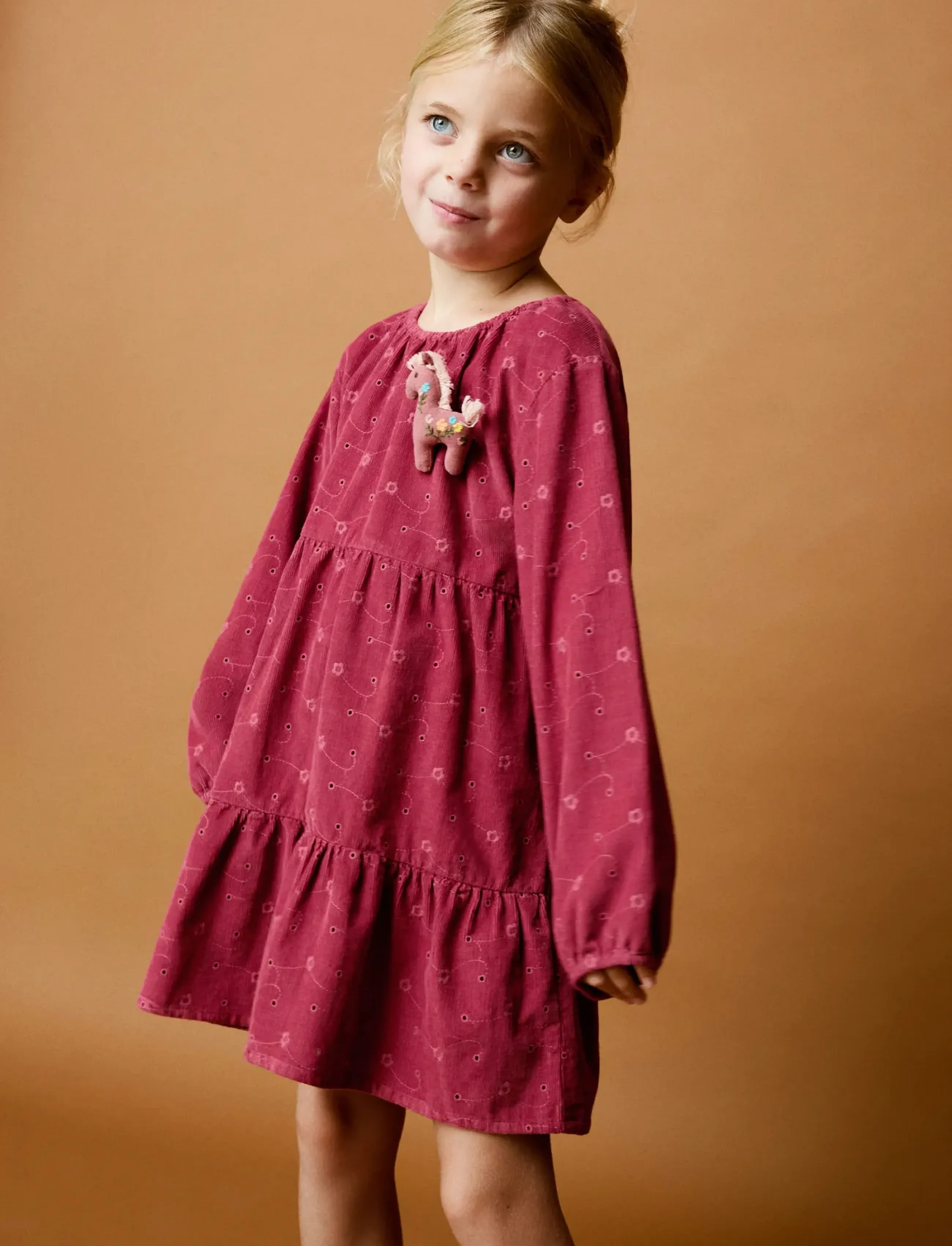 Mango Ruched Floral Dress, Kinder, Gerafftes Gestuftes Blumenkleid, Burgunderrot, Gr.2-3